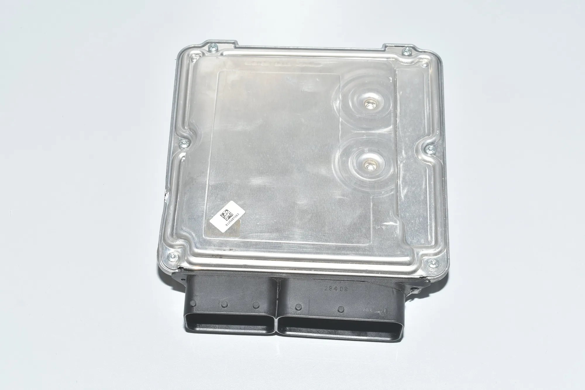 Engine Control Unit – OEM 13618518126 · BMW 5 Touring (F11) 530 d 2012 – 4