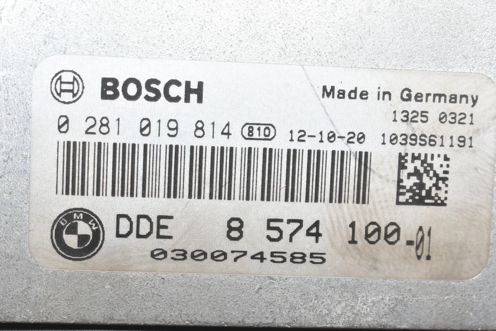 Engine Control Unit – OEM 13618518126 · BMW 5 Touring (F11) 530 d 2012 – 5