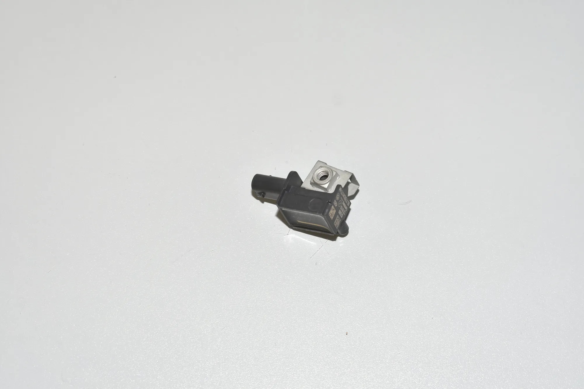 Front Right Impact Sensor – OEM 65779224177 · BMW 5 Touring (F11) 530 d 2012 – 2