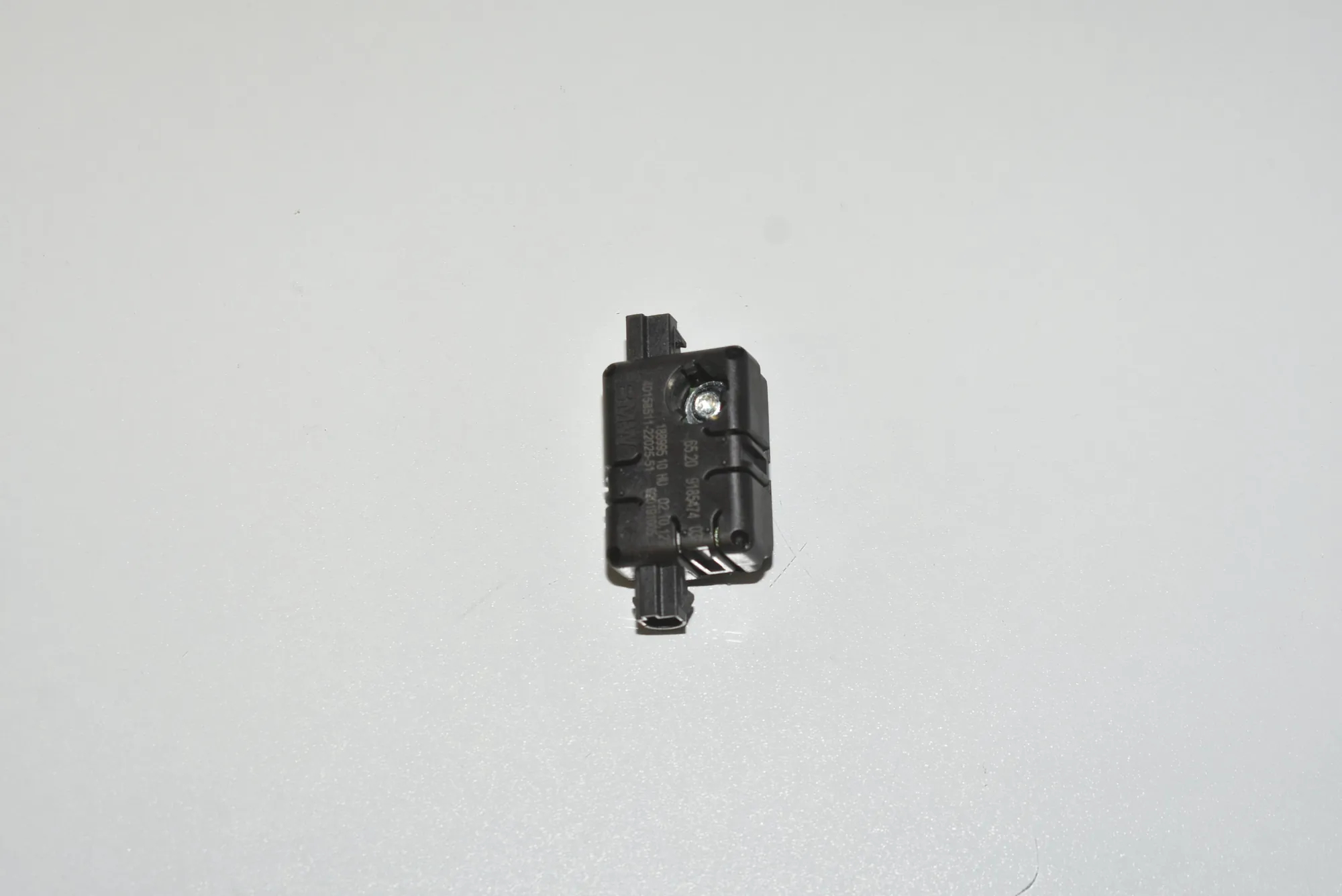 Antenna – OEM 65209185474 · BMW 5 Touring (F11) 530 d 2012 – 2