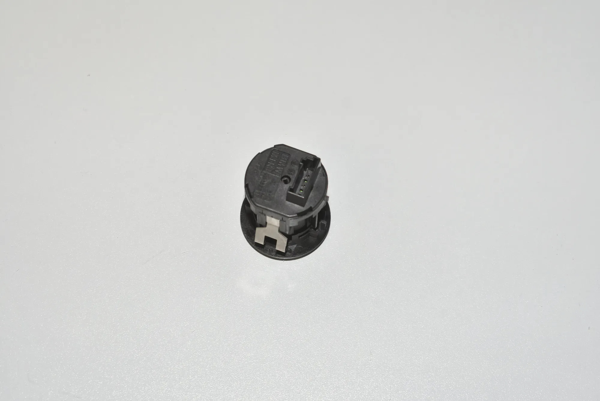 SRS Switch – OEM 61319196886 · BMW 5 Touring (F11) 530 d 2012 – 3
