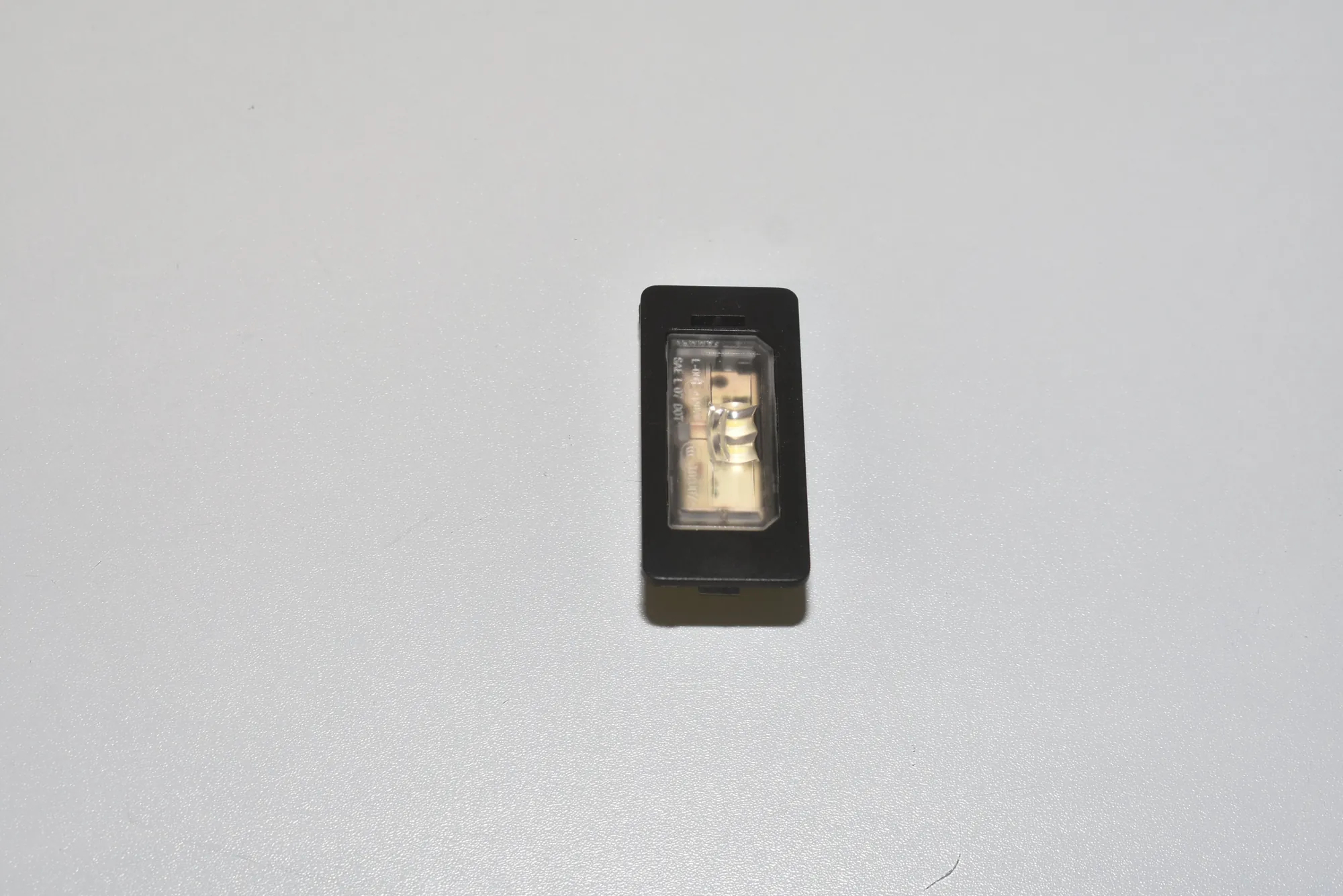 License Plate Lights – OEM 63267193293 · BMW 5 Touring (F11) 530 d 2012 – 2