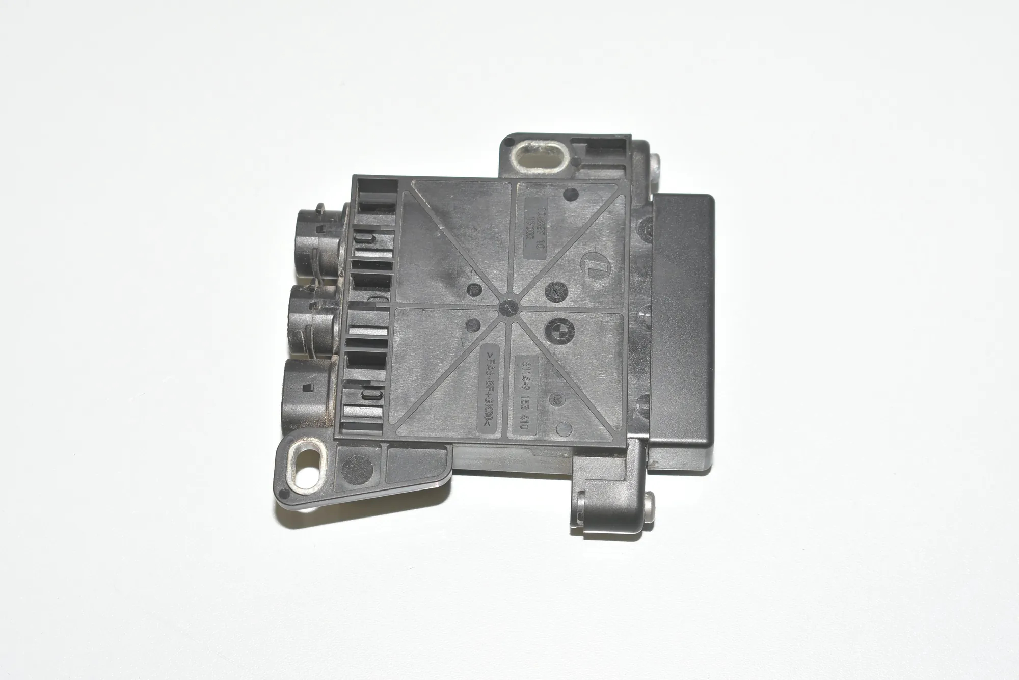 Power Distribution Unit – OEM 61149153418 · BMW 5 Touring (F11) 530 d 2012 – 3