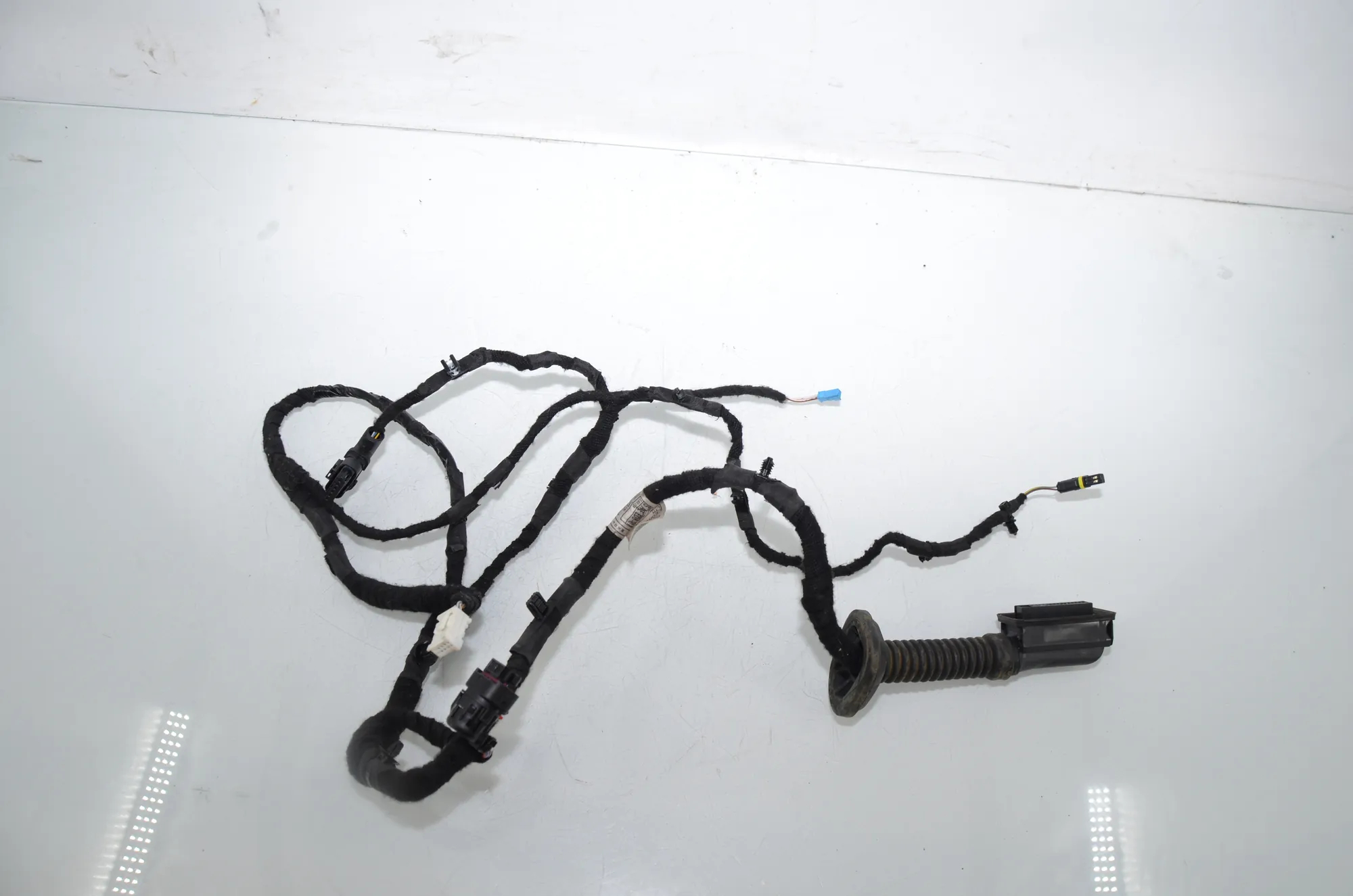 Rear Left Door Wiring – OEM 5A4EED8 · BMW i4 (G26) BMW i4 (G26) eDrive40 2022 – 3