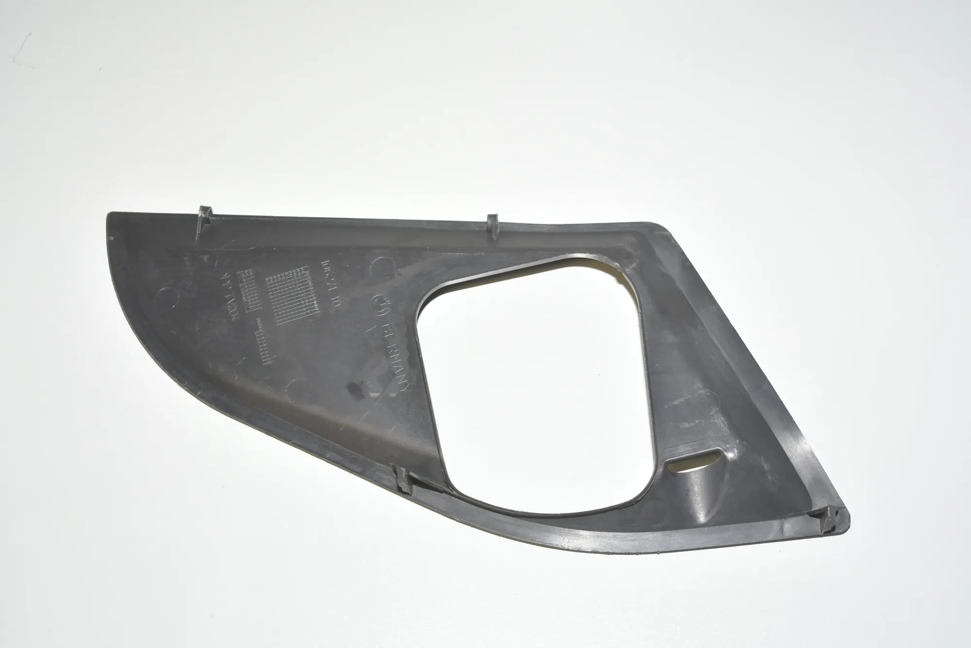 Other Engine Compartment Parts – OEM 71217209617 · BMW 5 (F10) 525 d 2010 – 3