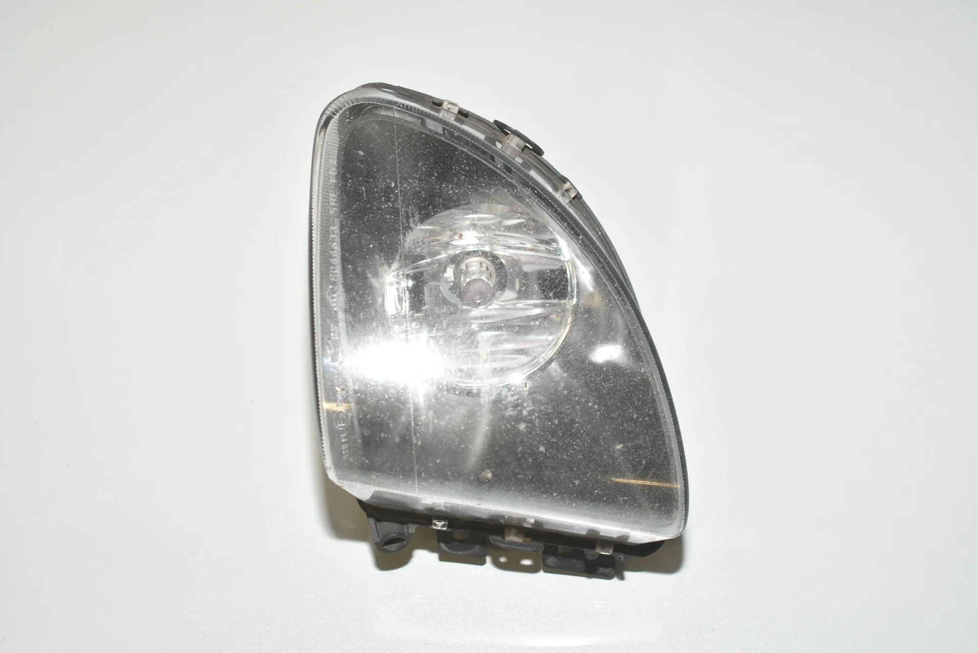 Front Left Fog Light – OEM 63177216885 · BMW 5 (F10) 525 d 2010 – 2