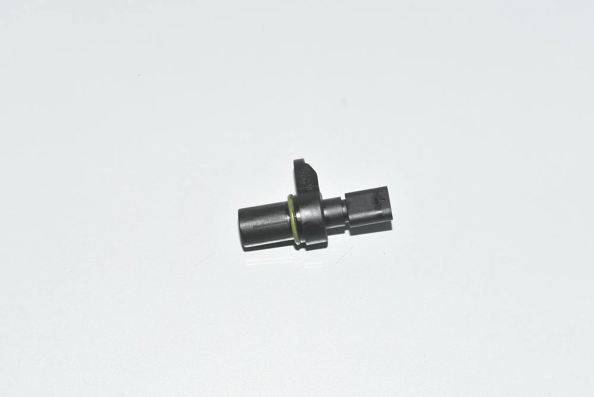 Camshaft Position Sensor – OEM 13627803093 · BMW 5 (F10) 525 d 2010 – 3