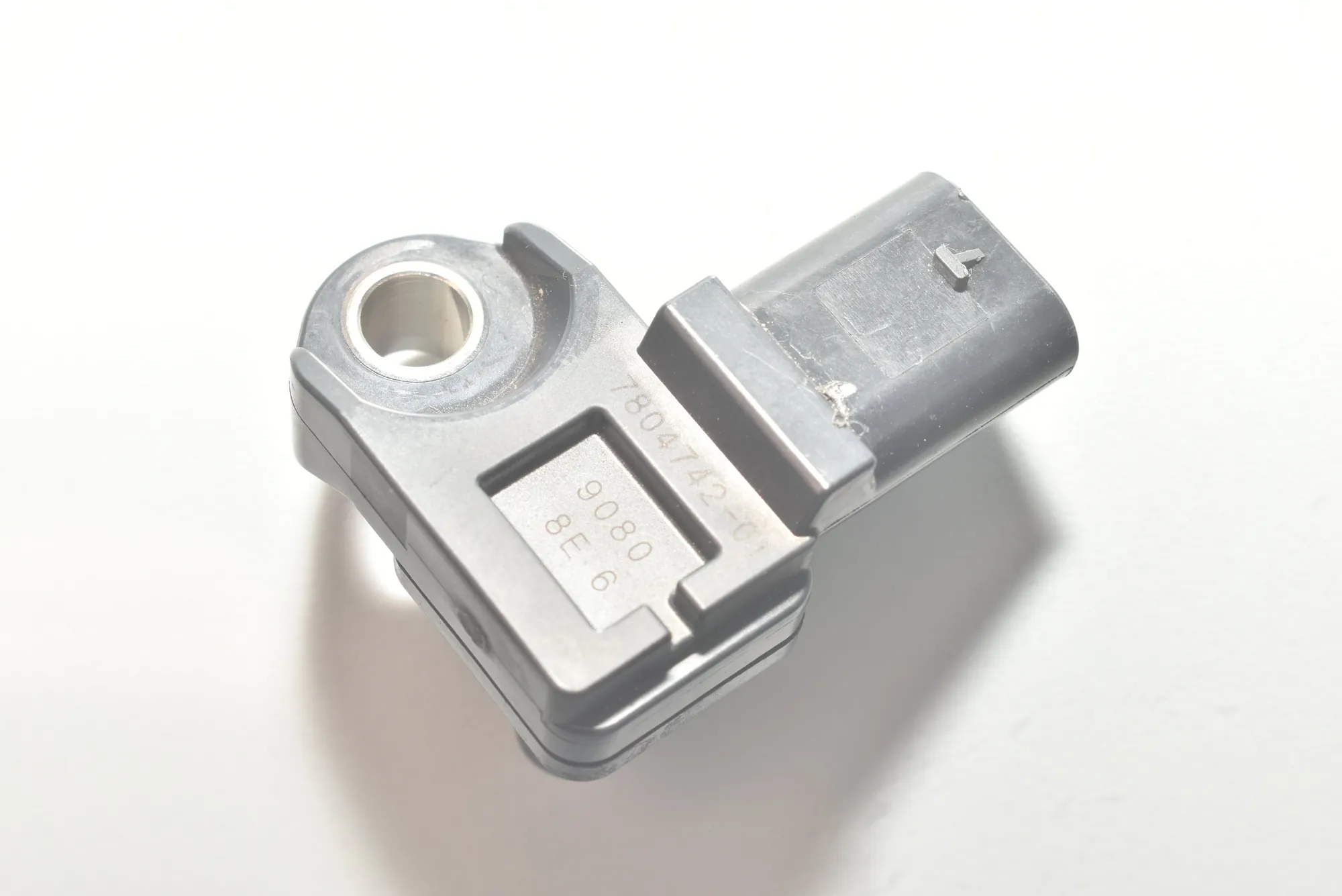 Intake Manifold Pressure Sensor – OEM 13627804742 · BMW 5 (F10) 525 d 2010 – 4
