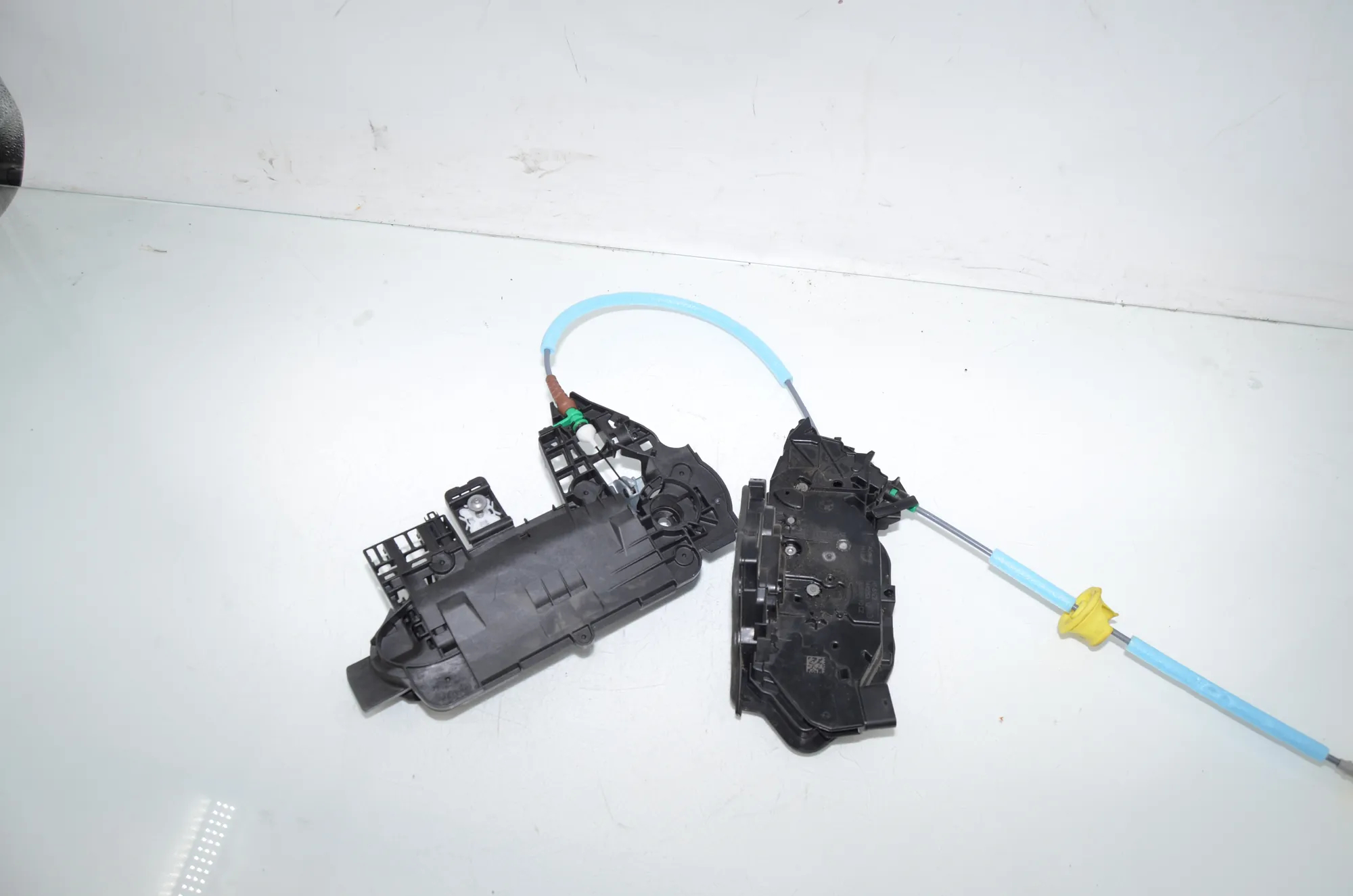 Rear Left Door Lock – OEM 7445053 · BMW 3 (G20, G28) BMW 3 (G20, G28) 330 e 2022 – 3