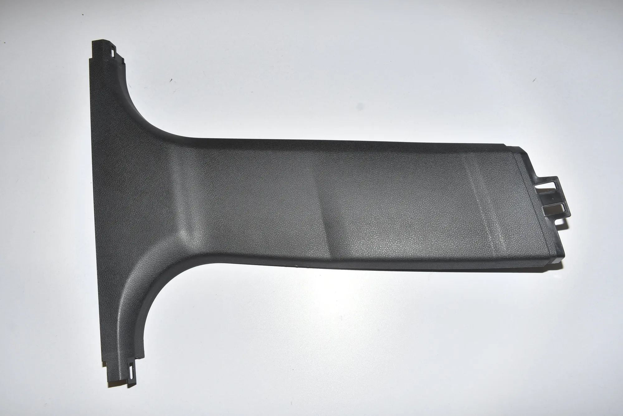 Right Side B Pillar Trim – OEM 9116352 · BMW 5 (F10) 525 d 2010 – 2