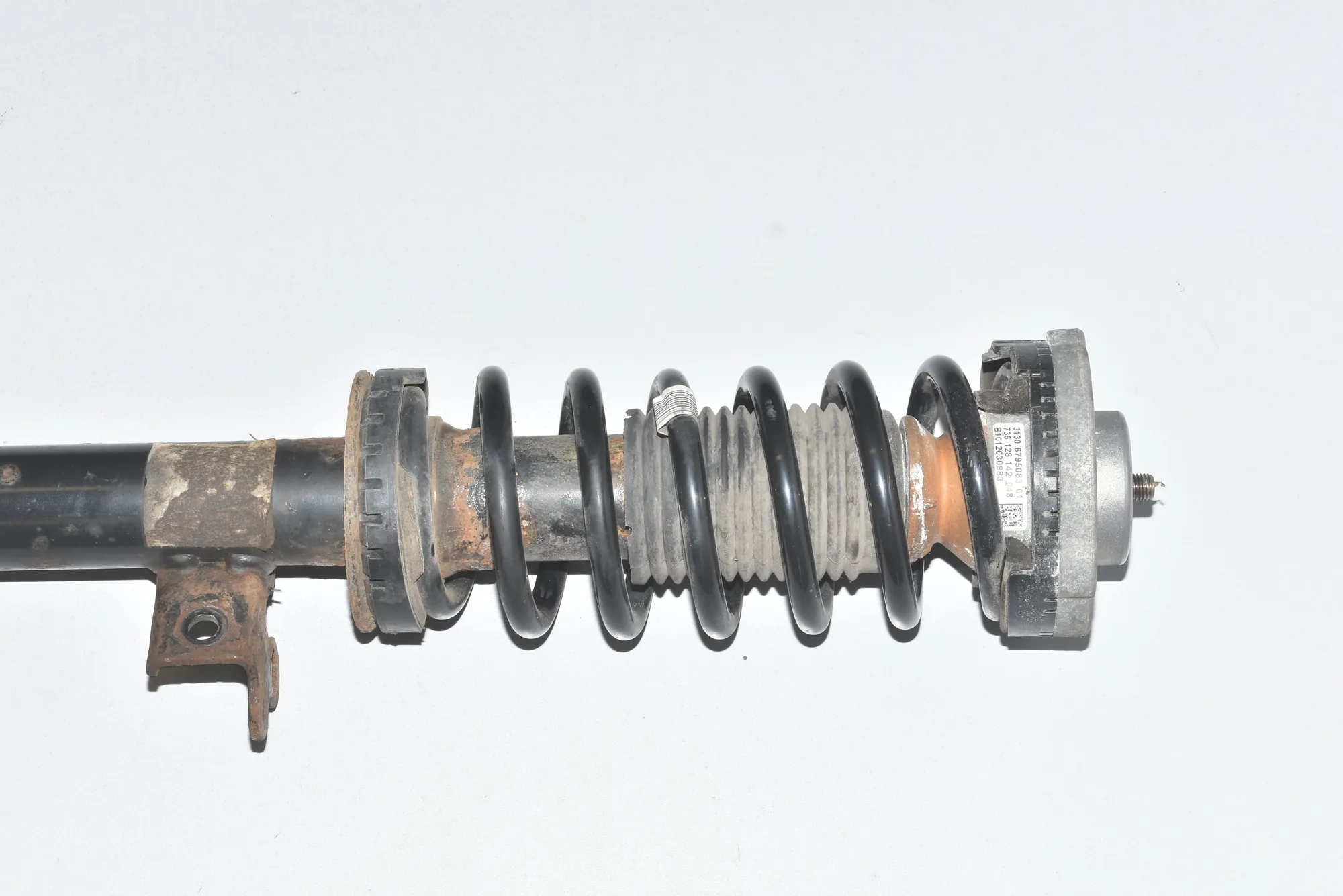 Front Left Shock Absorber – OEM 31316775575 · BMW 5 (F10) 525 d 2010 – 4