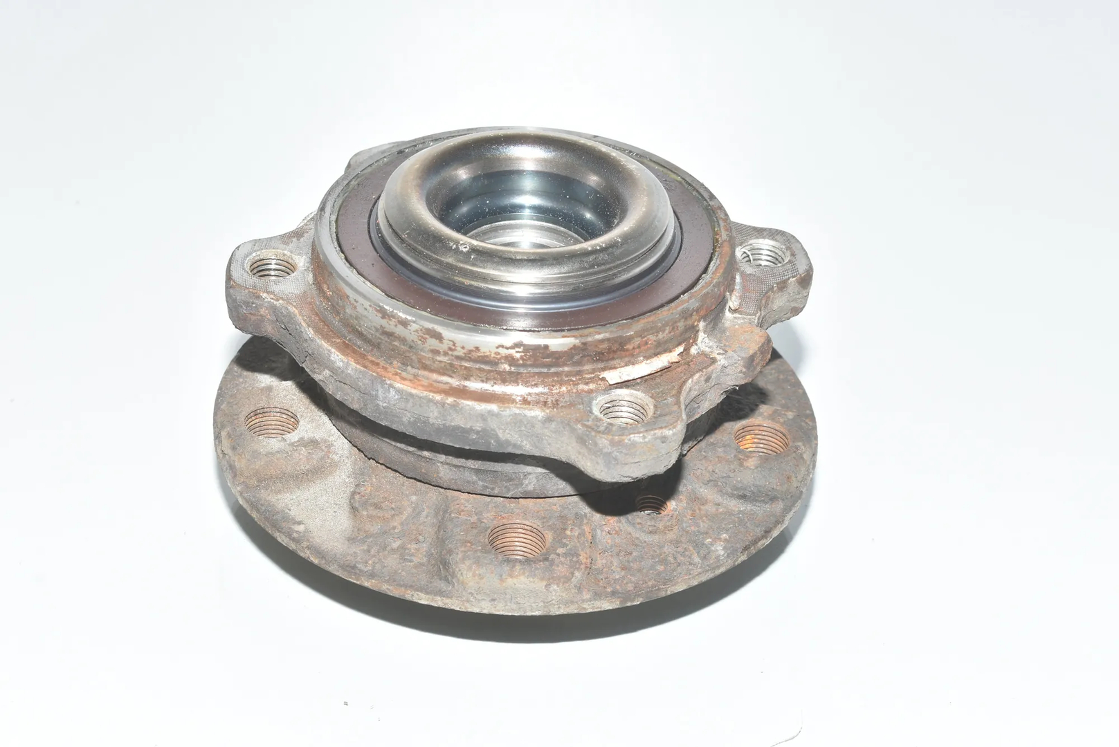 Front Left Wheel Bearing – OEM 31206872888 · BMW 5 (F10) 525 d 2010 – 4