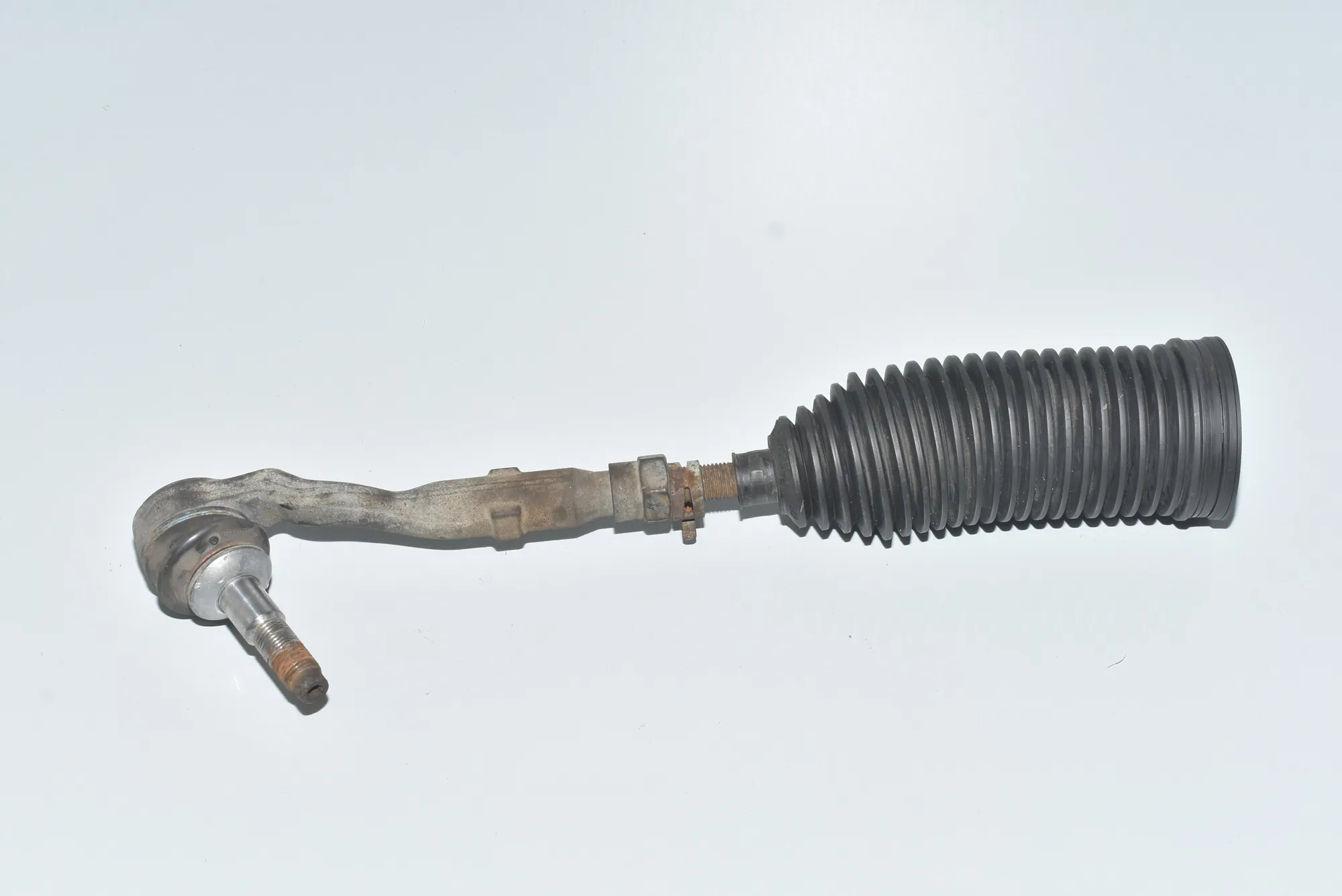 Right Side Steering Tie Rod – OEM 32106784719 · BMW 5 (F10) 525 d 2010