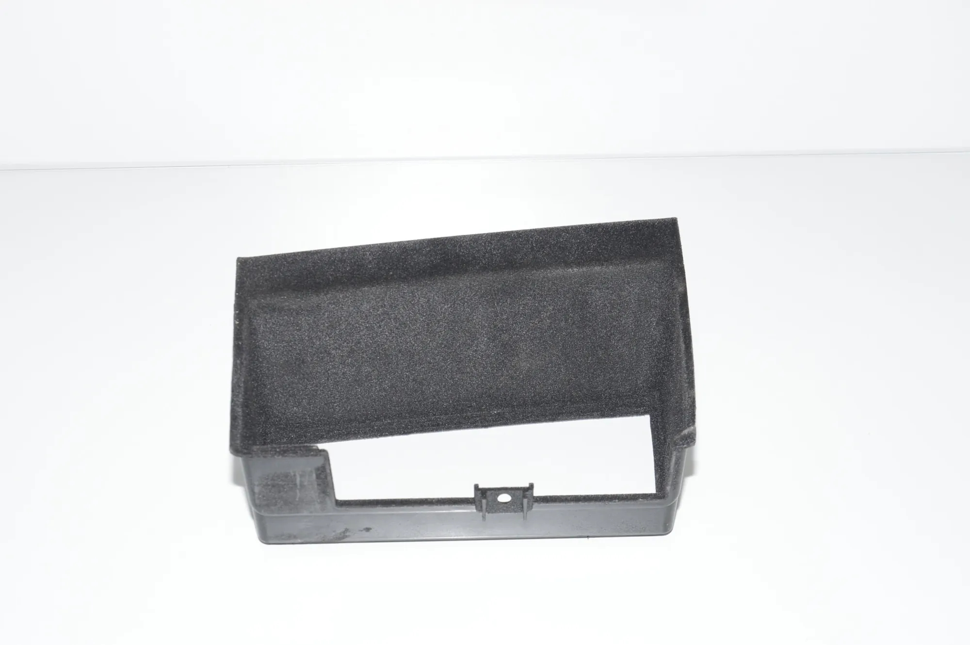 Glove Compartment – OEM 9211031 · BMW X5 (E70) M 50 d 2012