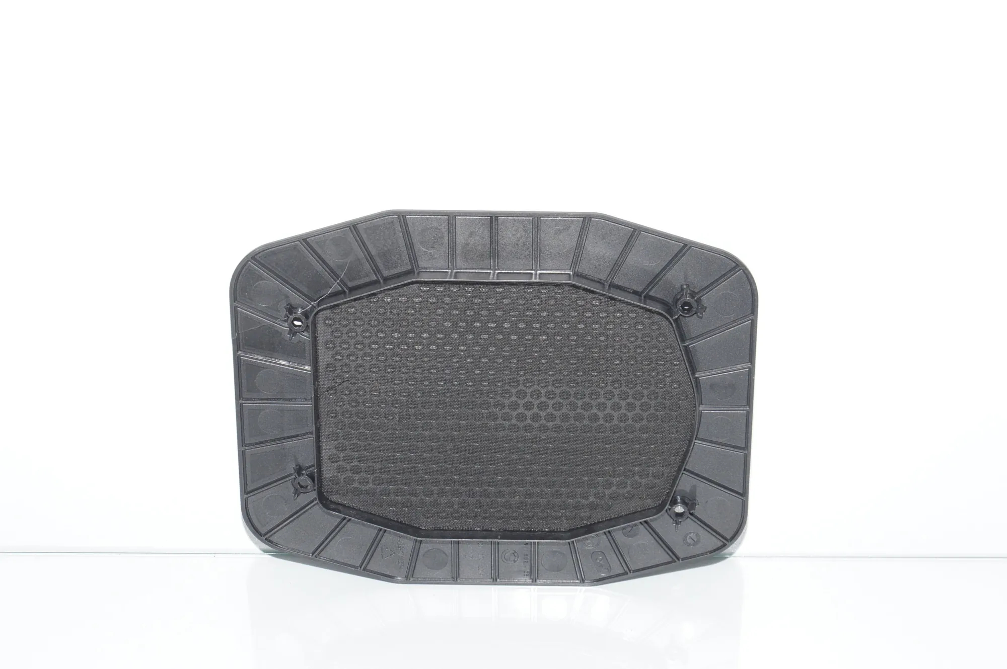 Loudspeaker Cover – OEM 65136971882 · BMW X5 (E70) M 50 d 2012 – 2