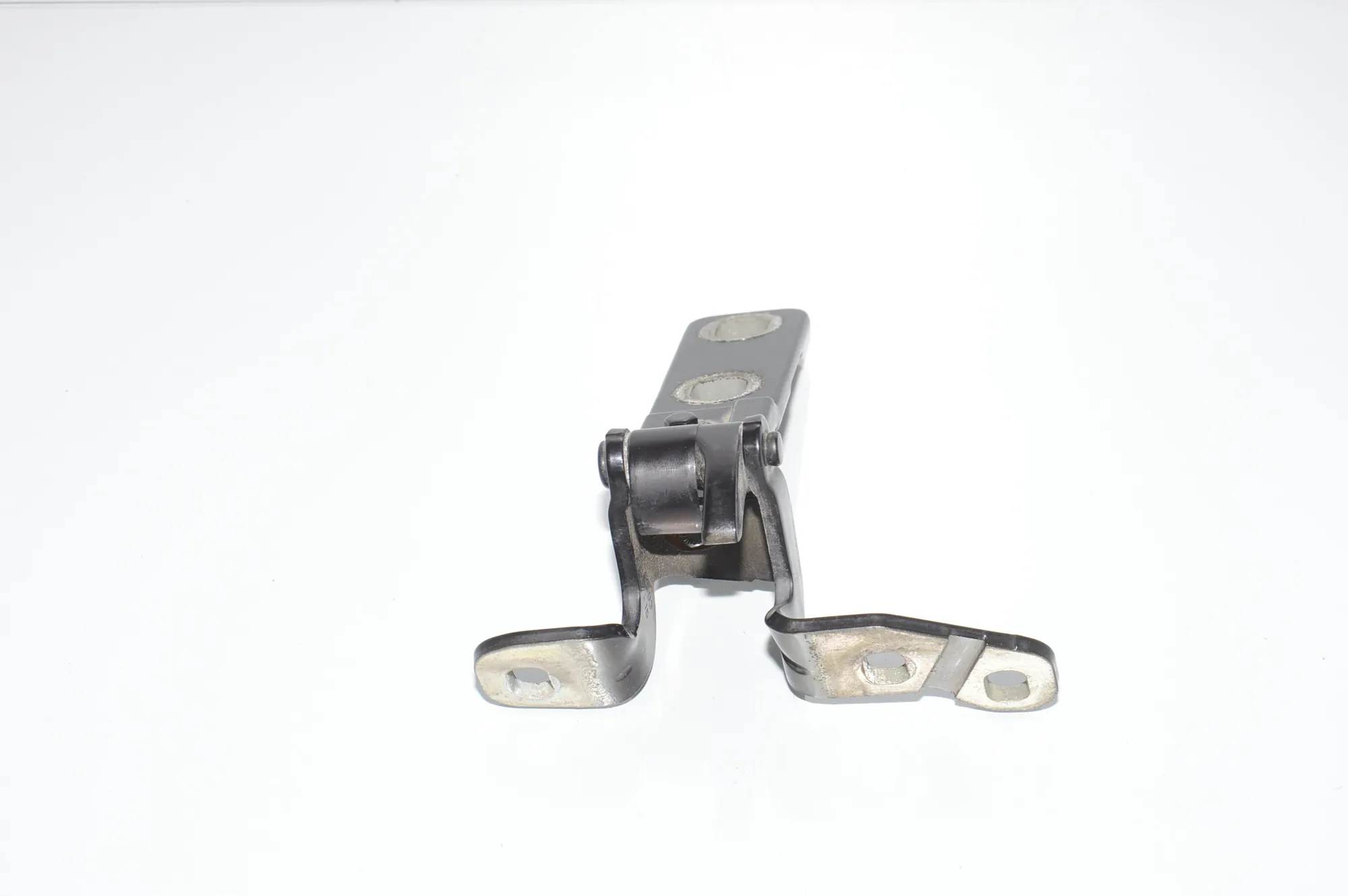 Left Side Bootlid Hinge – OEM 7149627 · BMW X5 (E70) M 50 d 2012 – 2