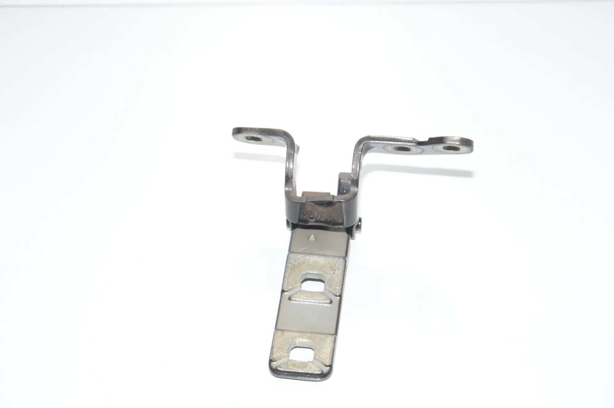 Left Side Bootlid Hinge – OEM 7149627 · BMW X5 (E70) M 50 d 2012 – 3