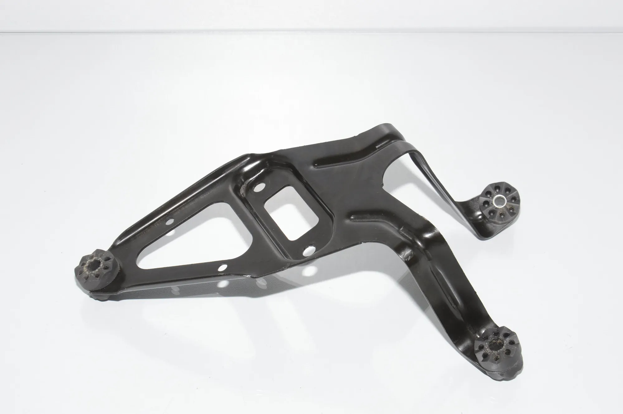 ABS Pump Holder – OEM 734606 · BMW X5 (E70) M 50 d 2012 – 4