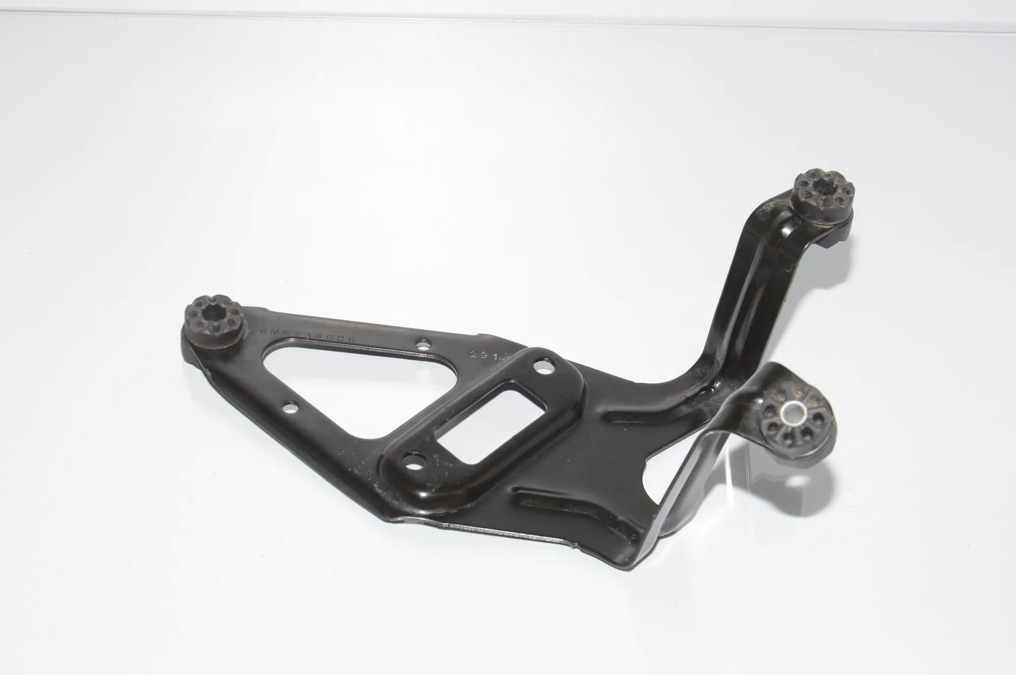 ABS Pump Holder – OEM 734606 · BMW X5 (E70) M 50 d 2012 – 3