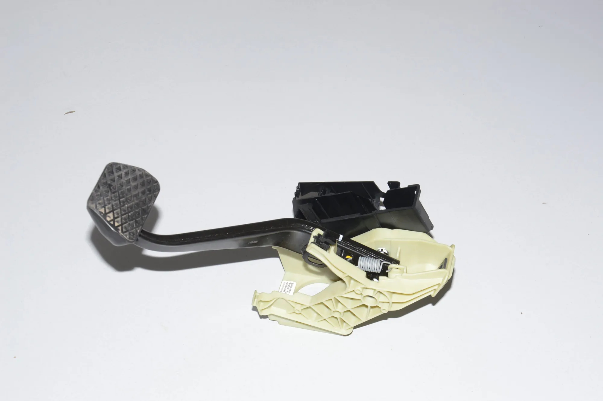 Brake Pedal – OEM 6791900 · BMW X5 (E70) M 50 d 2012 – 2