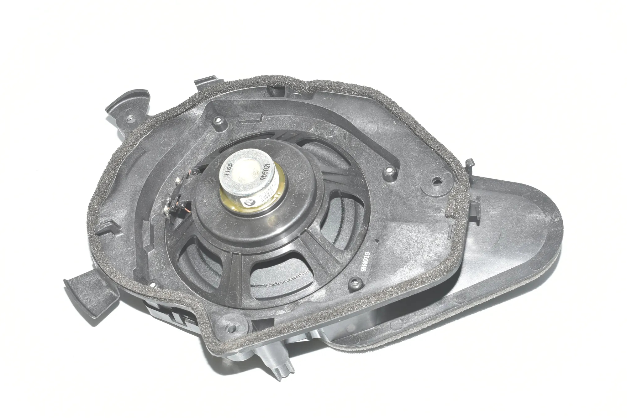 Subwoofer – OEM 8715684 · BMW i3 (I01) Electric 2019 – 3
