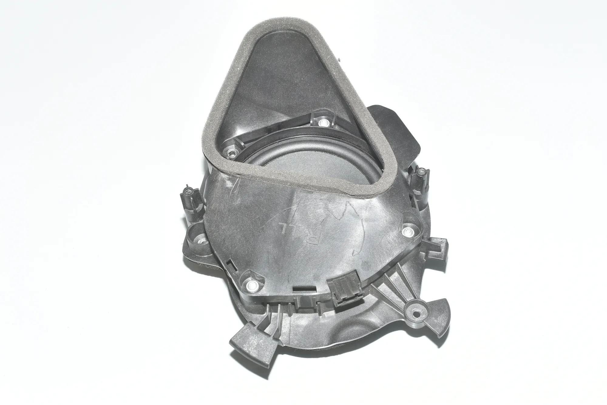 Subwoofer – OEM 8715684 · BMW i3 (I01) Electric 2019 – 2