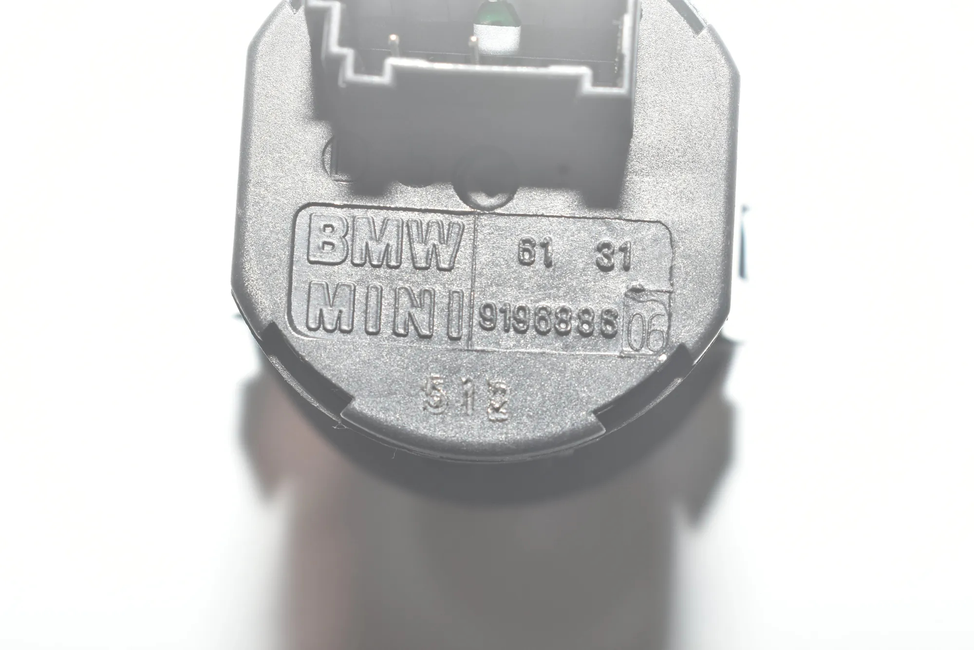 SRS Switch – OEM 61319196886 · BMW 5 Touring (F11) 530 d 2013 – 4