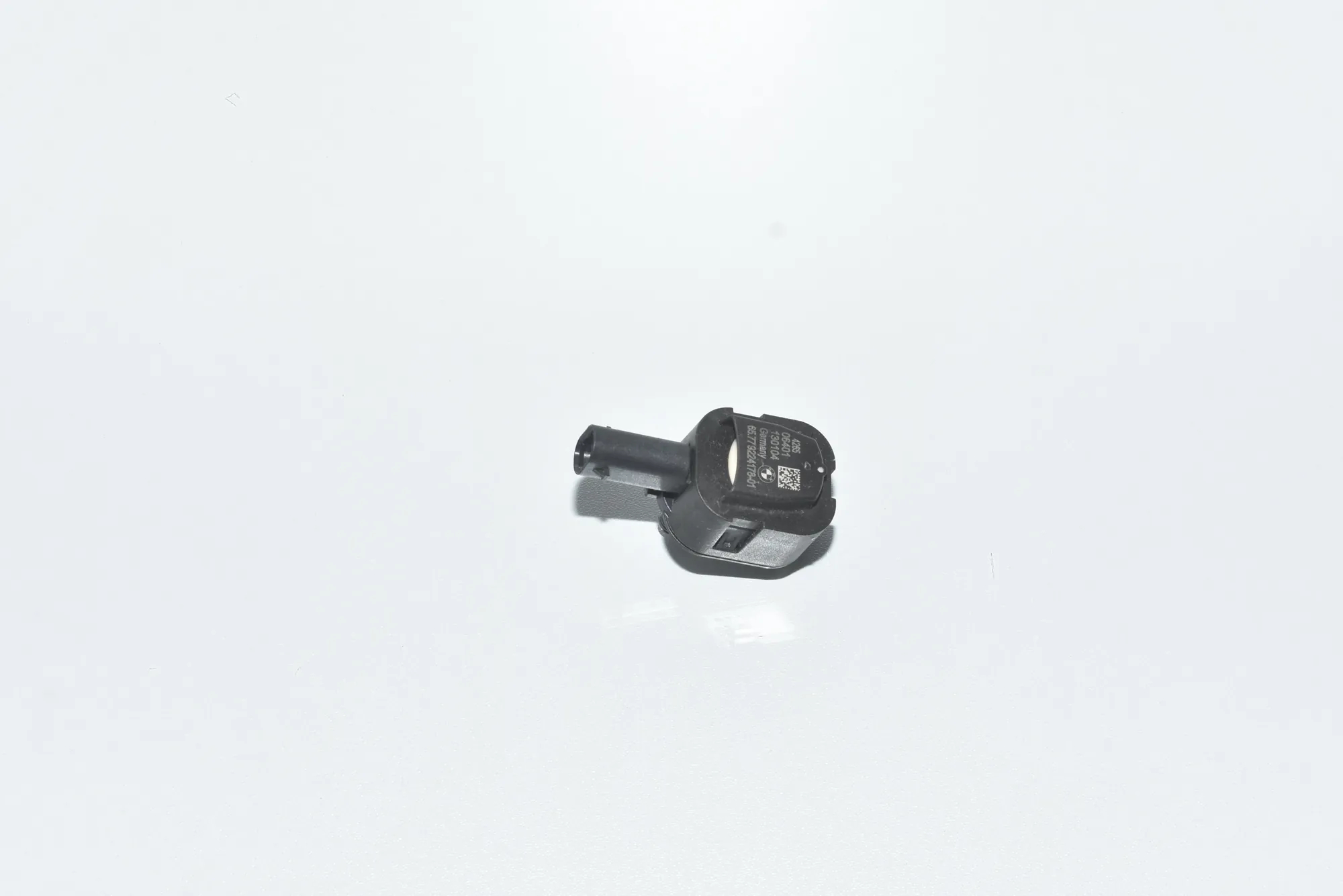 Left Side Impact Sensor – OEM 65779224178 · BMW 5 Touring (F11) 530 d 2013