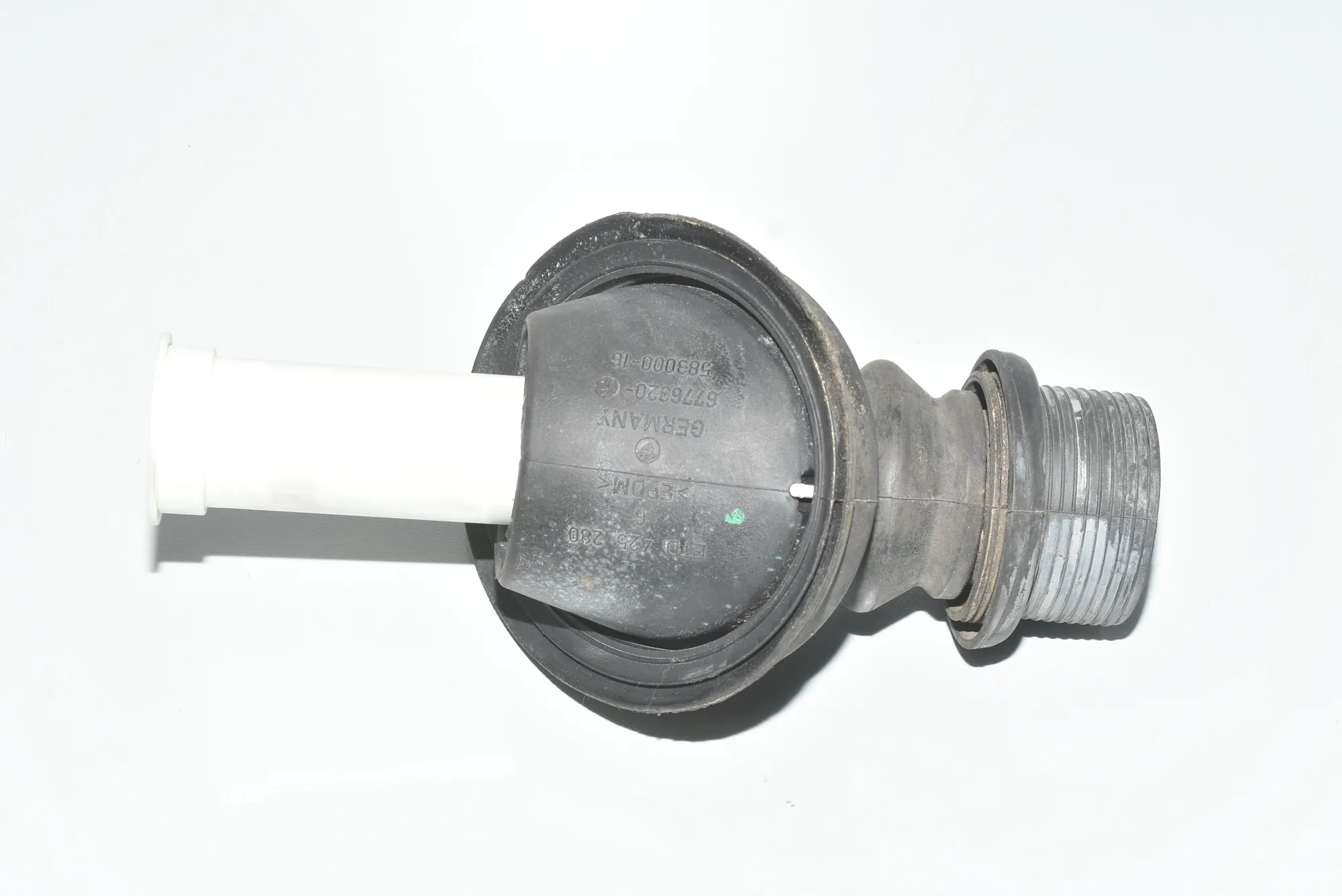 Other Body Parts – OEM 32306776320 · BMW 5 Touring (F11) 530 d 2013