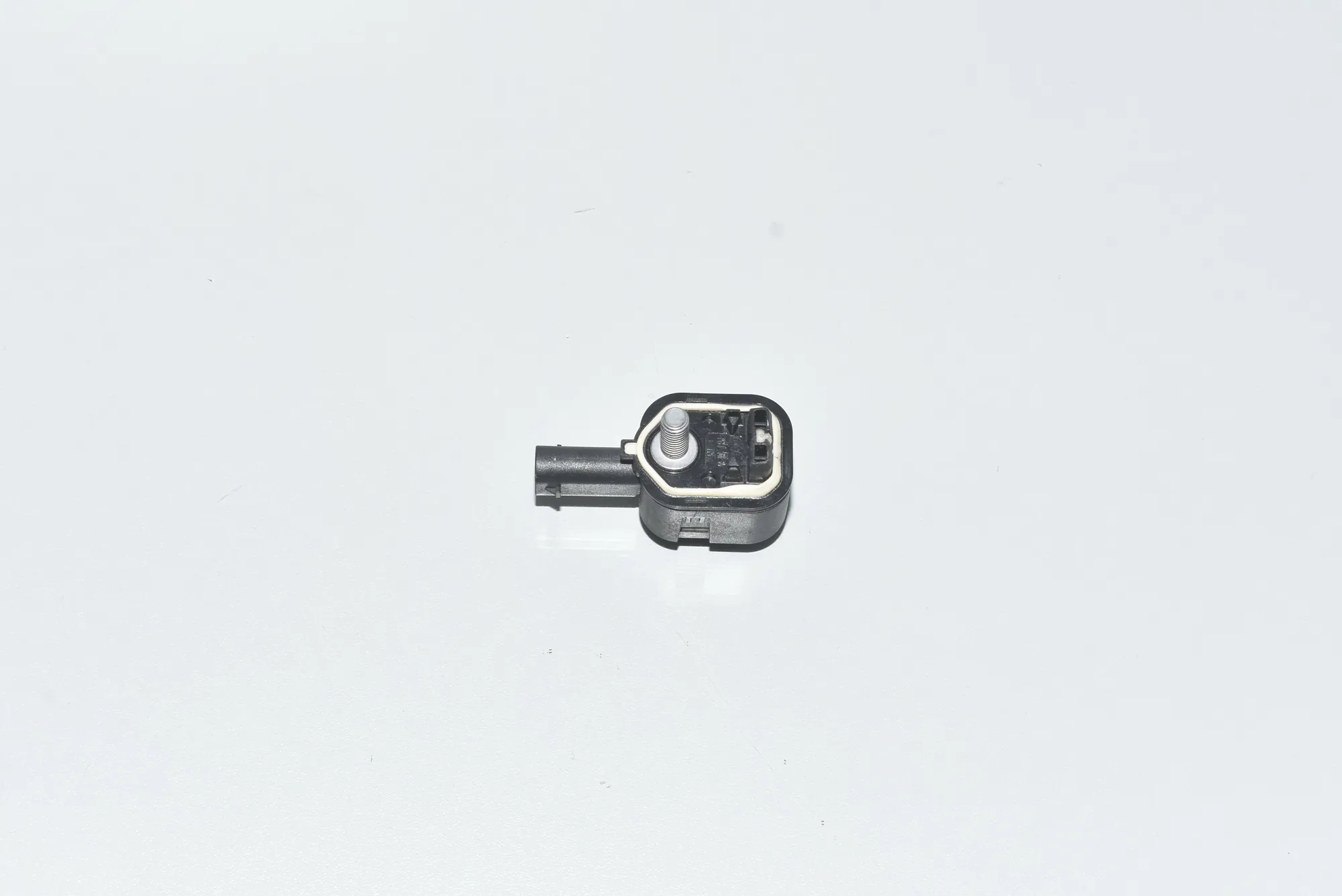 Right Side Impact Sensor – OEM 65779224178 · BMW 5 Touring (F11) 530 d 2013
