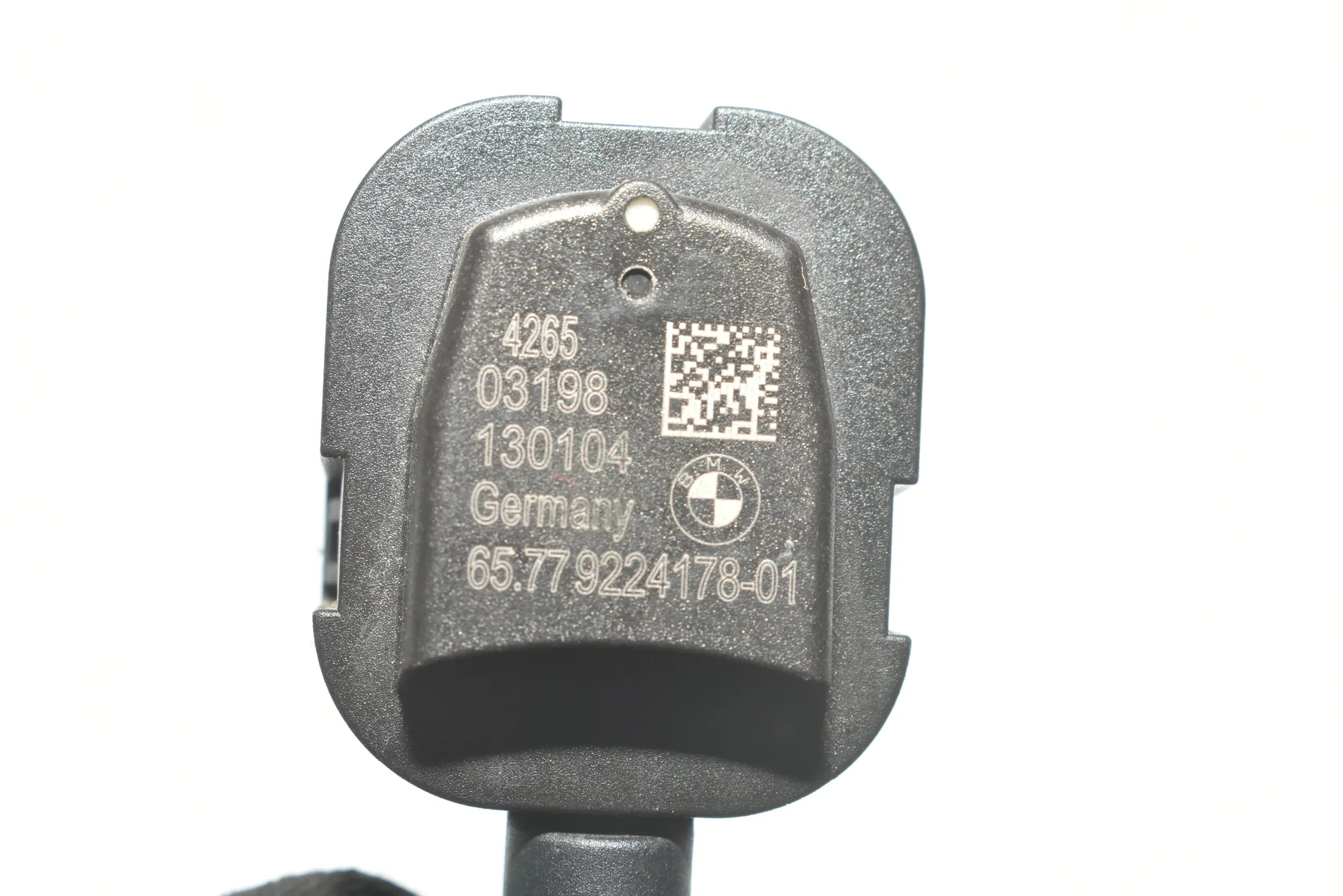 Right Side Impact Sensor – OEM 65779224178 · BMW 5 Touring (F11) 530 d 2013 – 4