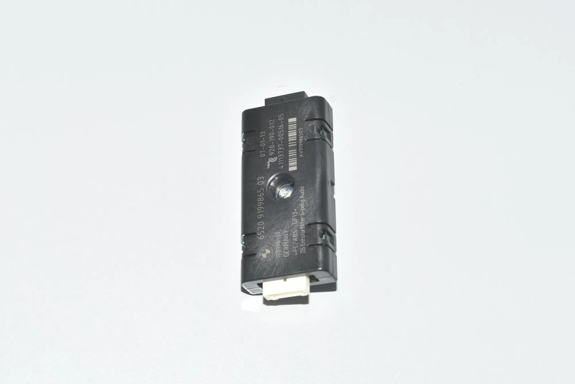 Antenna Amplifier – OEM 65209199865 · BMW 5 Touring (F11) 530 d 2013 – 2