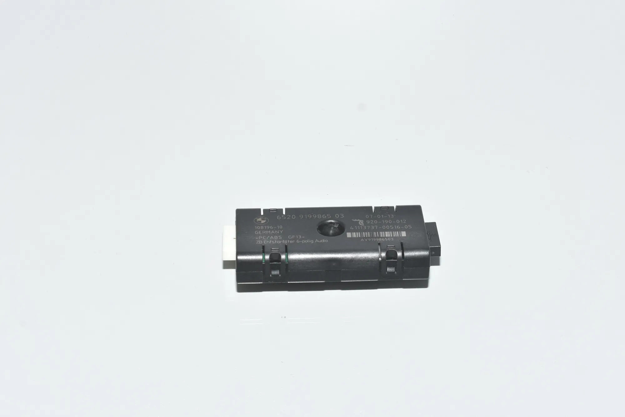 Antenna Amplifier – OEM 65209199865 · BMW 5 Touring (F11) 530 d 2013