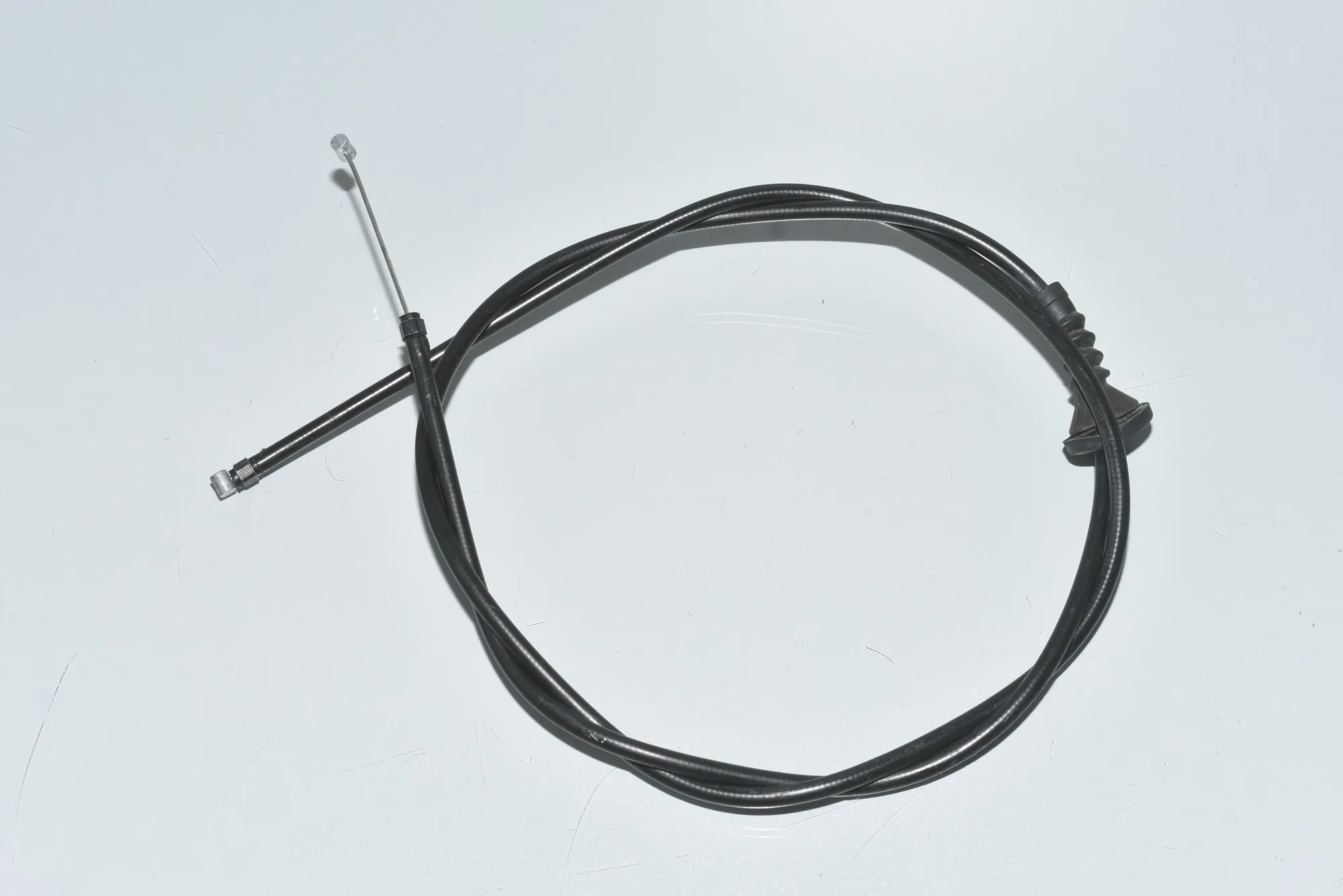 Bonnet Lock Cable – OEM 51237255801 · BMW 5 Touring (F11) 530 d 2013 – 3