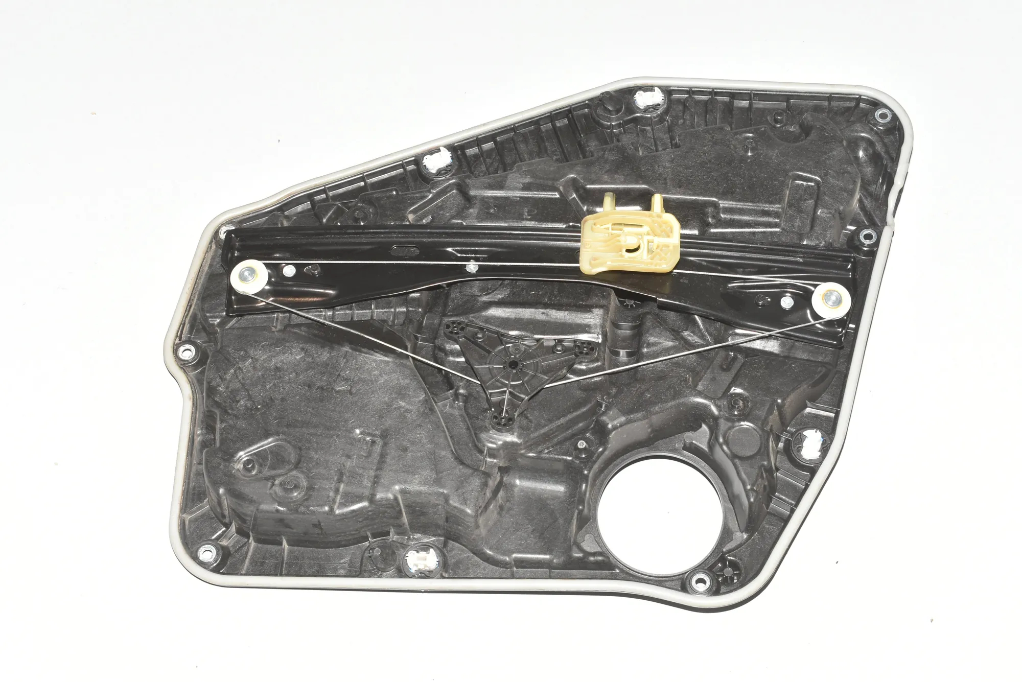 Rear Right Door Window Regulator – OEM 51357498150 · BMW X3 (G01, F97) (2017 - -) xDrive 30d 2018