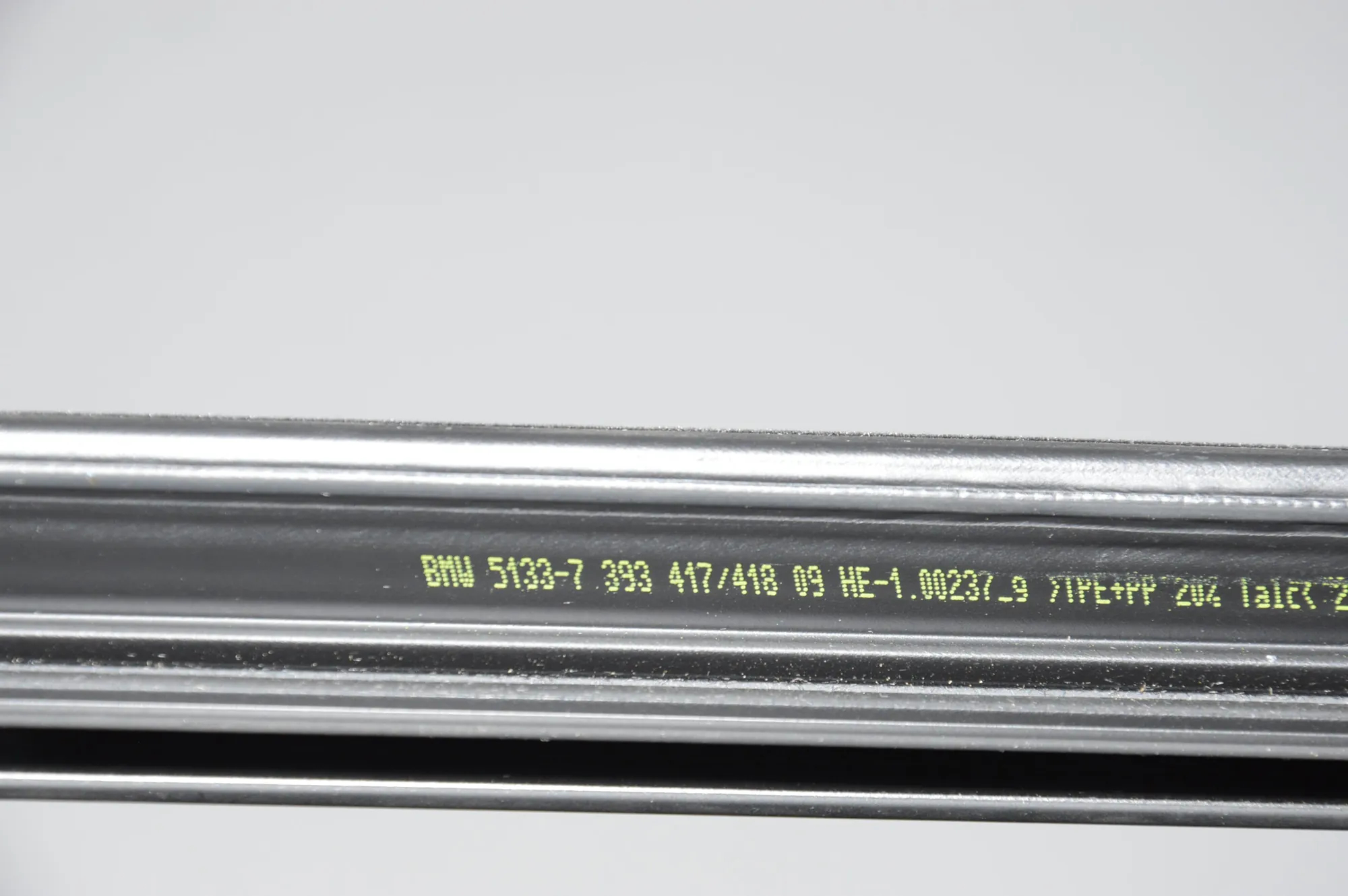 Front Left Door Window Strip – OEM 51337393417 · BMW X3 (G01, F97) (2017 - -) xDrive 30d 2018 – 5