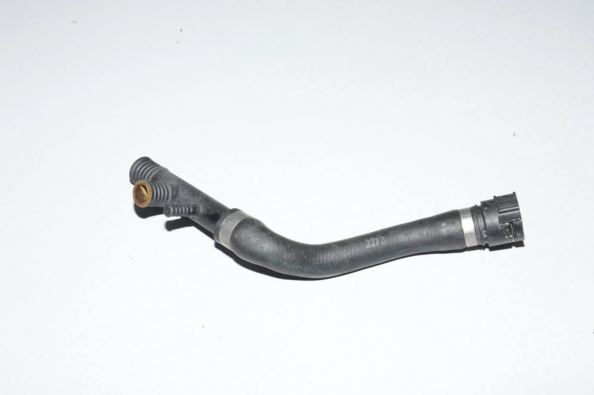 Coolant Hose Pipe – OEM 8379982 · BMW 5 Touring (E39) 525 d 2003