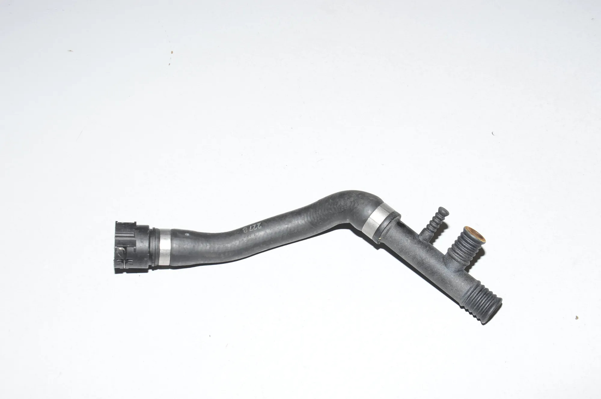 Coolant Hose Pipe – OEM 8379982 · BMW 5 Touring (E39) 525 d 2003 – 2