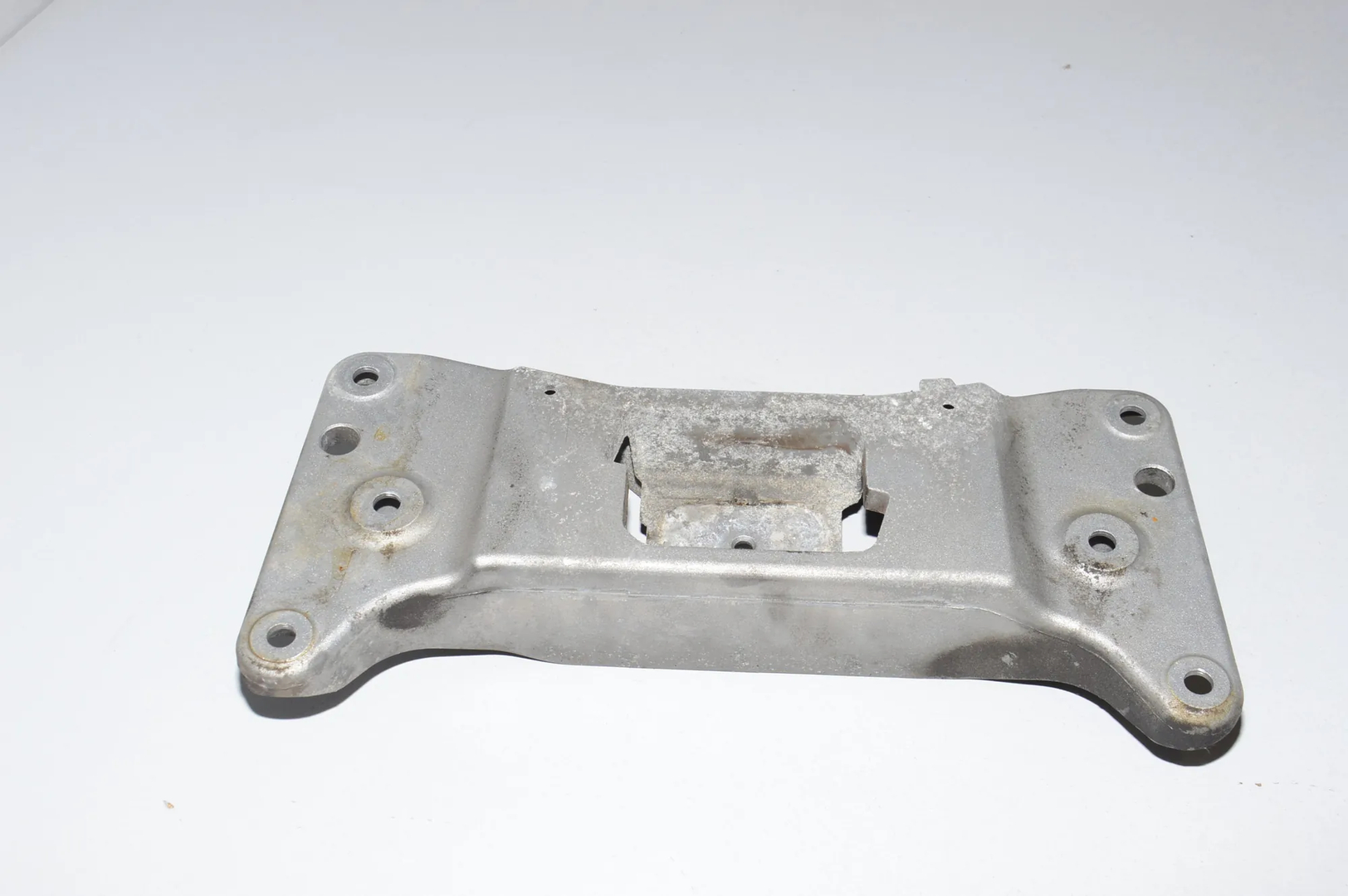 Gearbox Mount Bracket – OEM 6777613 · BMW 5 Touring (F11) 530 d 2013