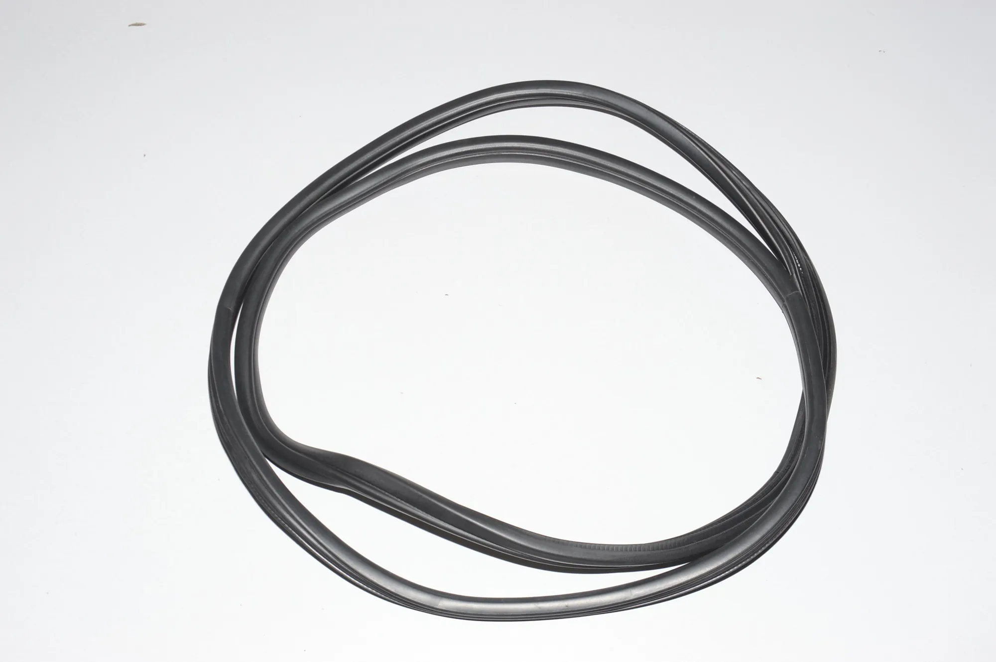 Rear Right Door Seal Rubber – OEM 51727333608 · BMW X5 (E70) M 50 d 2012