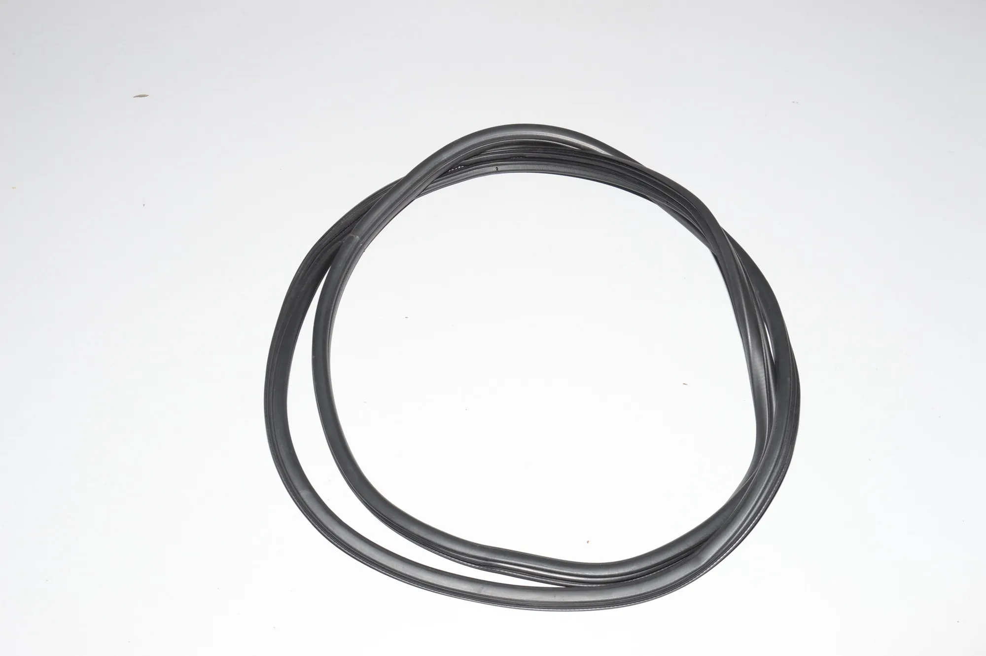 Rear Right Door Seal Rubber – OEM 51727333608 · BMW X5 (E70) M 50 d 2012 – 2