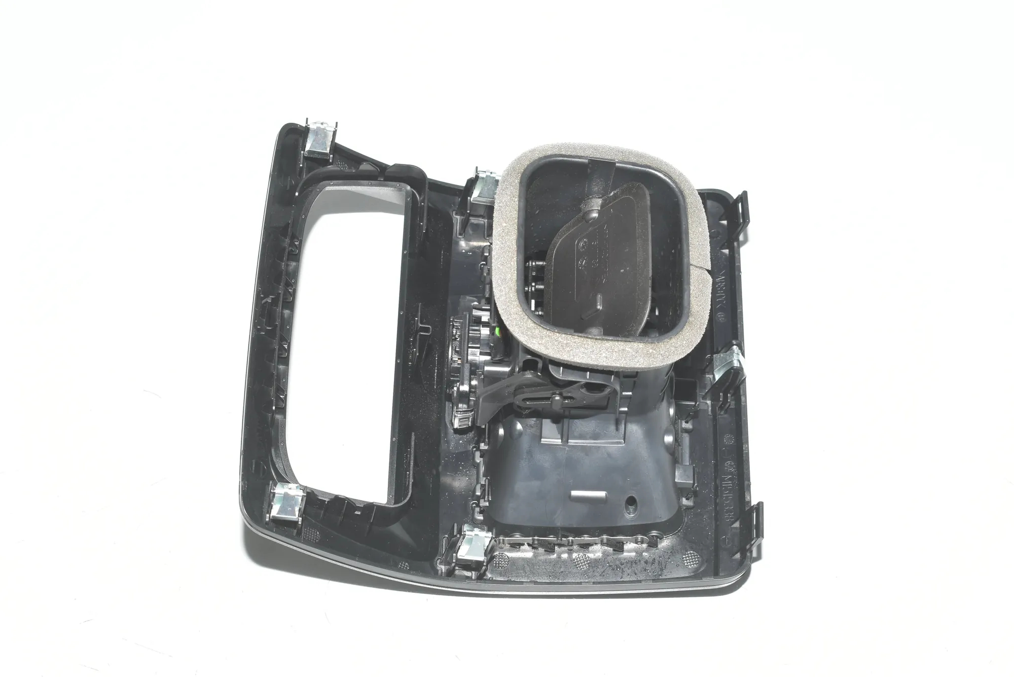 Center Console Air Vent – OEM 64229363822 · BMW X3 (G01, F97) (2017 - -) xDrive 30d 2018 – 3
