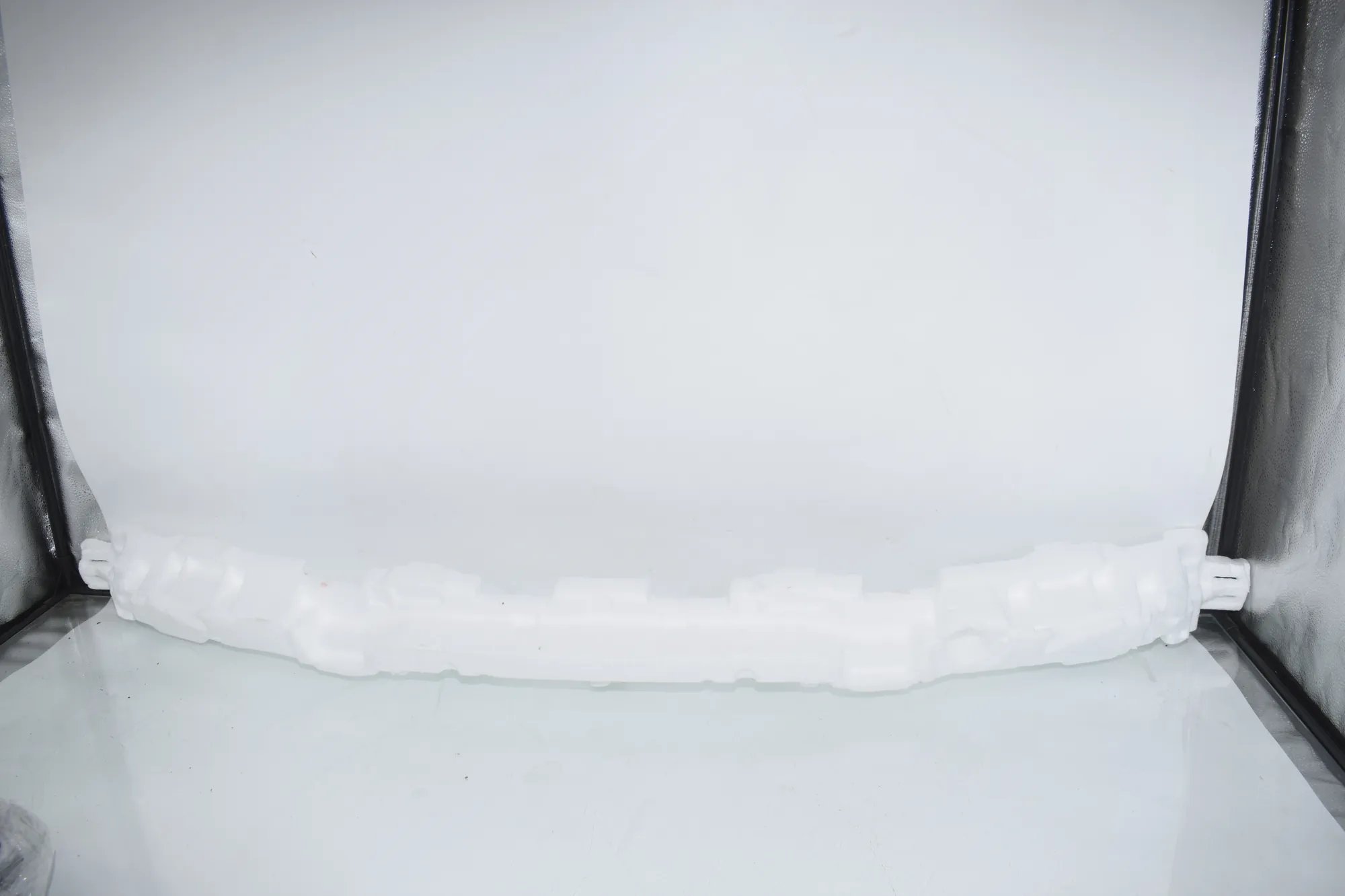 Front Bumper Foam · BMW i4 (G26) BMW i4 (G26) eDrive35 2022