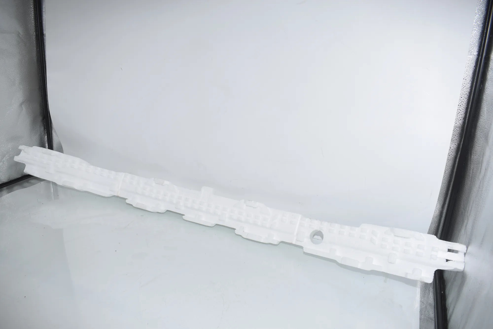 Front Bumper Foam · BMW i4 (G26) BMW i4 (G26) eDrive35 2022 – 4