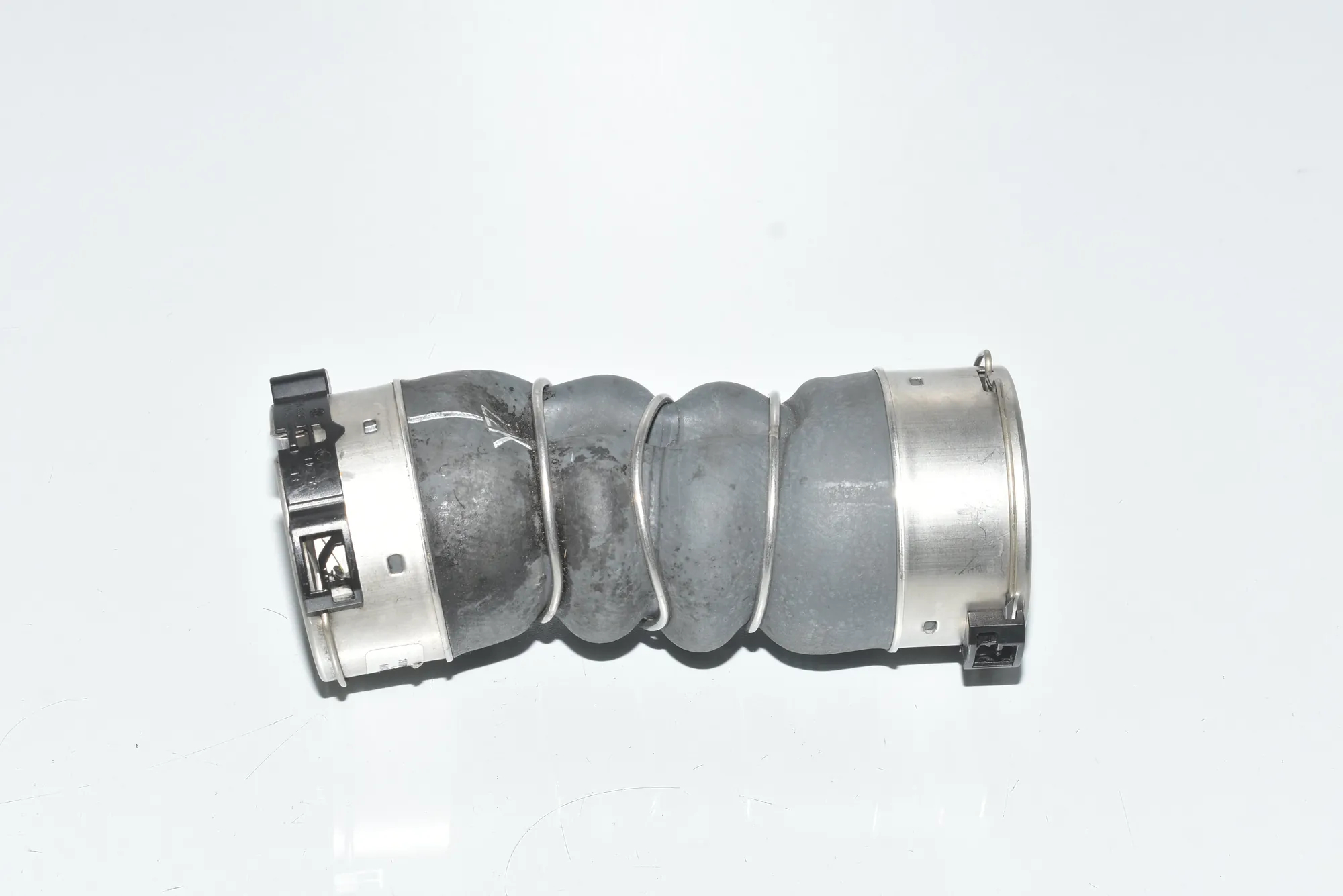 Right Side Intercooler Hose – OEM 8507706 · BMW 4 Coupe (F32, F82) 435 d xDrive 2014