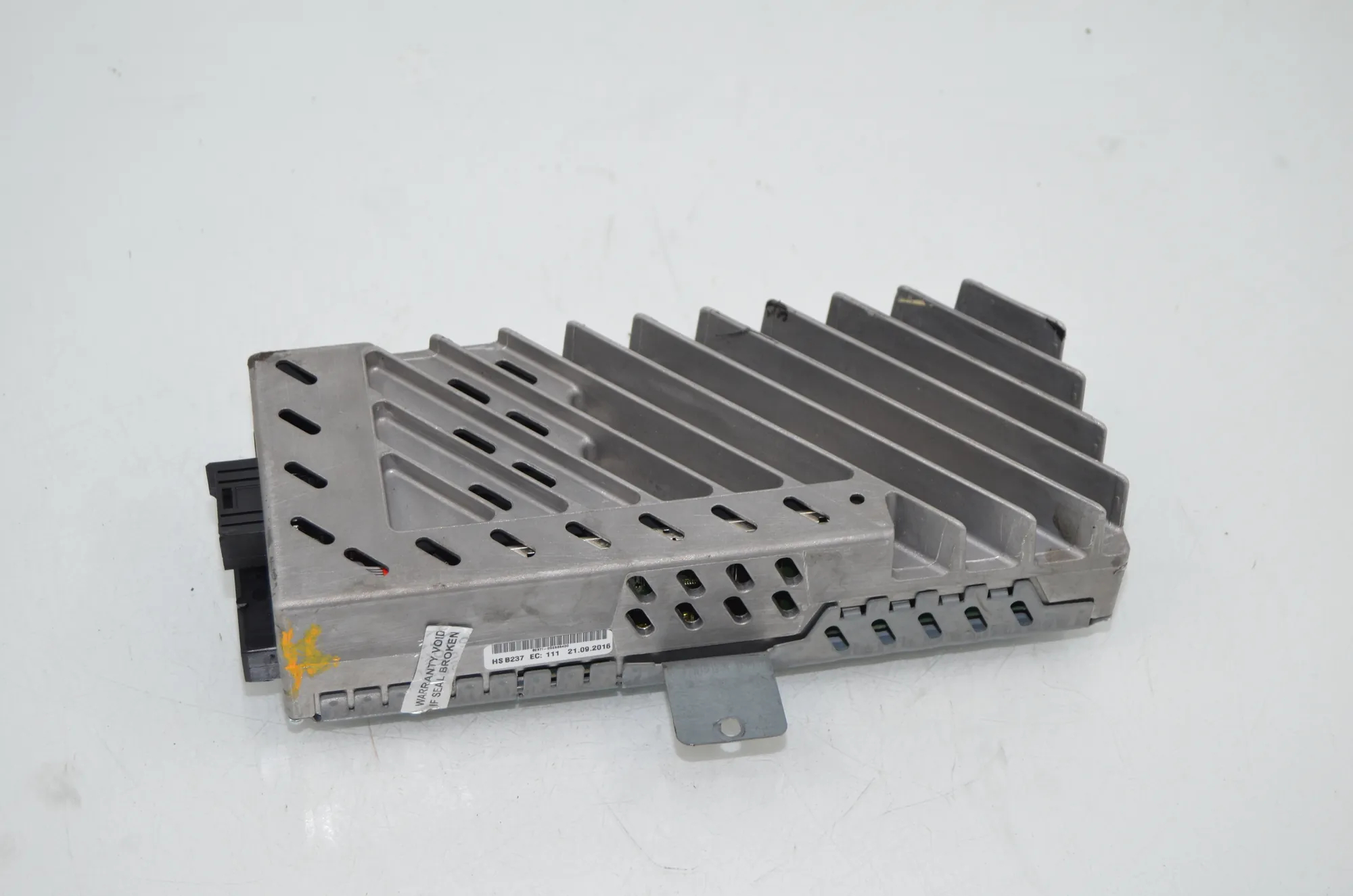 Sound Amplifier – OEM 6823463 · BMW 7 (G11, G12) 750 d, Ld xDrive 2016
