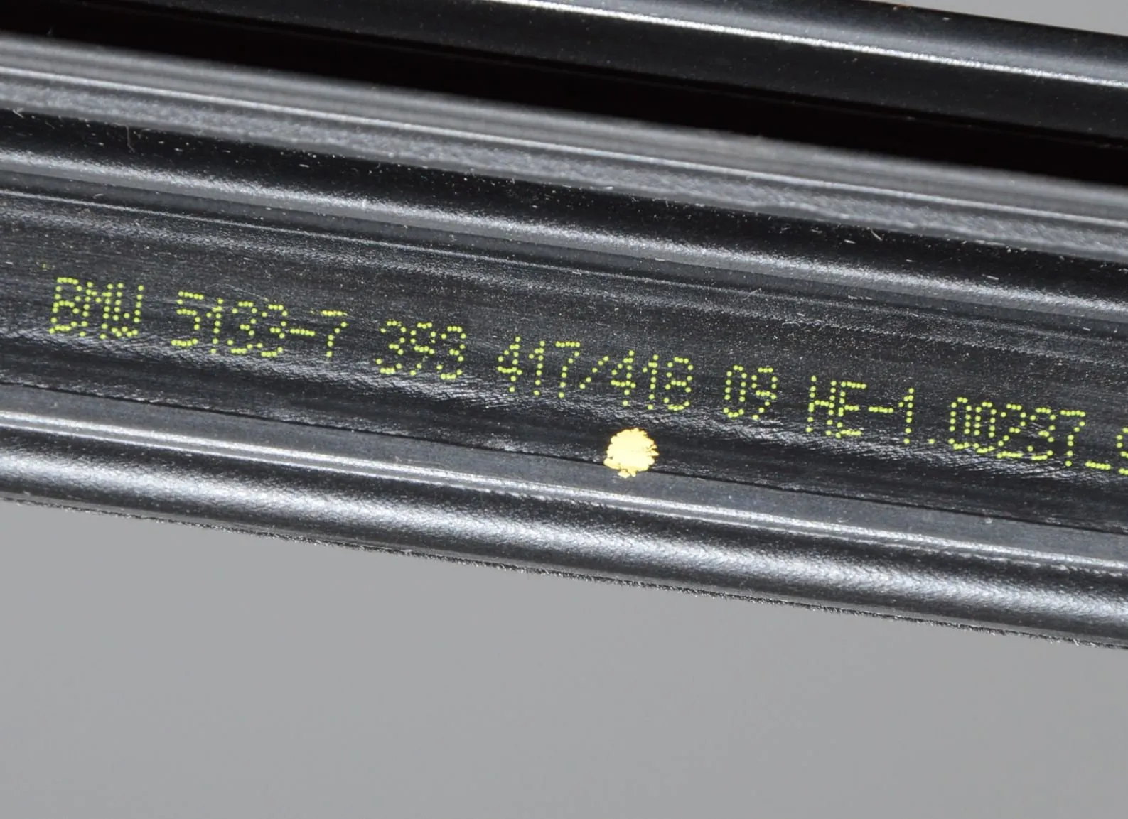 Front Left Door Window Strip – OEM 51337393417 · BMW X3 (G01, F97) (2017 - -) xDrive 30d 2018 – 5