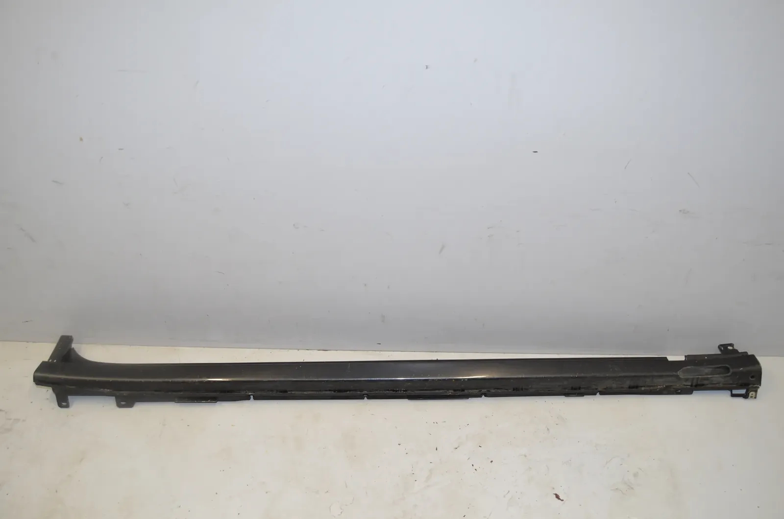 Right Side Plastic Sideskirt Cover – OEM 9850870 · BMW iX3 (G08) BMW iX3 (G08) Electric (286 HP) 2022