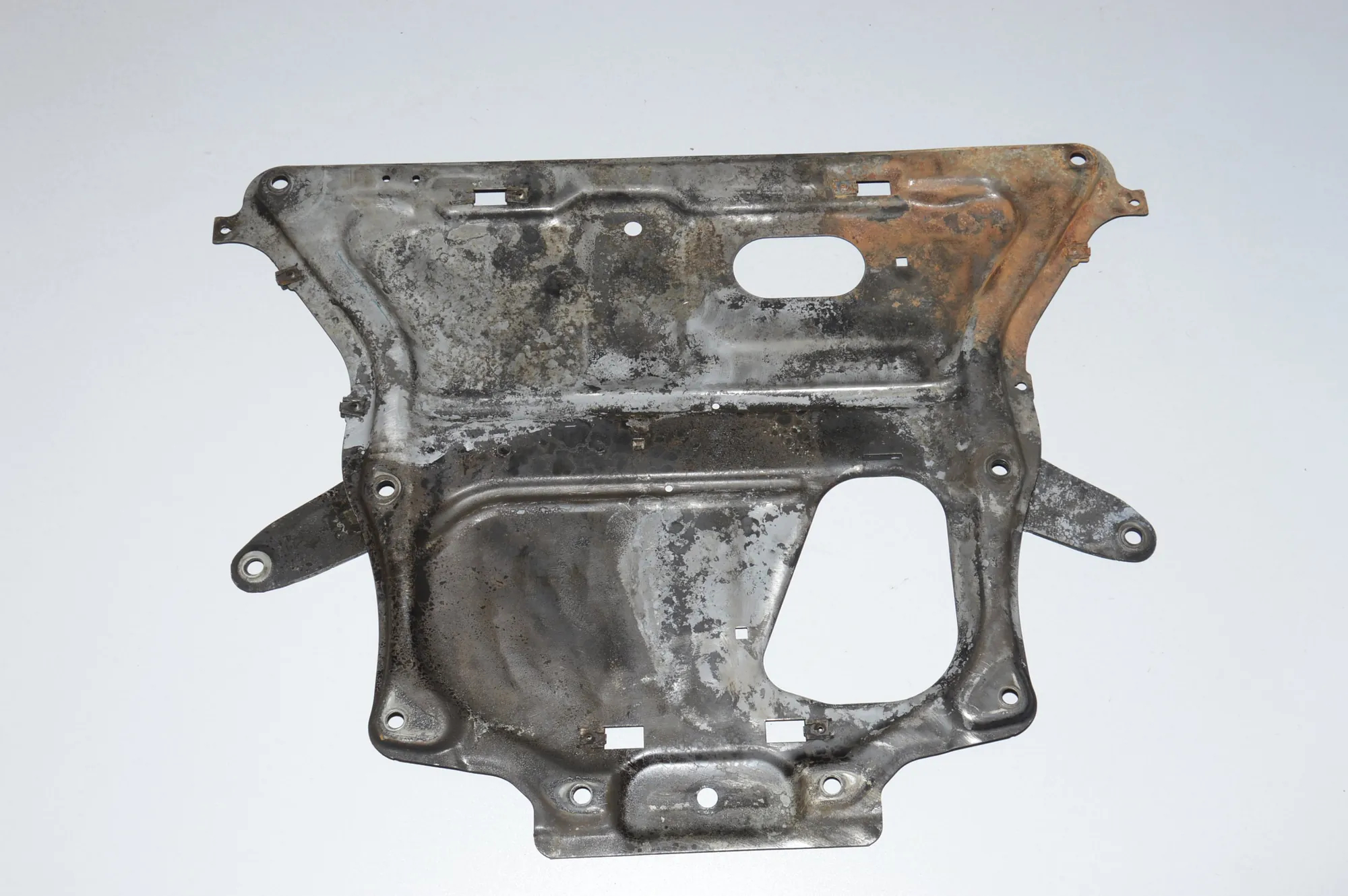 Engine Cover – OEM 6860952 · BMW 3 Touring (F31) 320 d xDrive 2017 – 3
