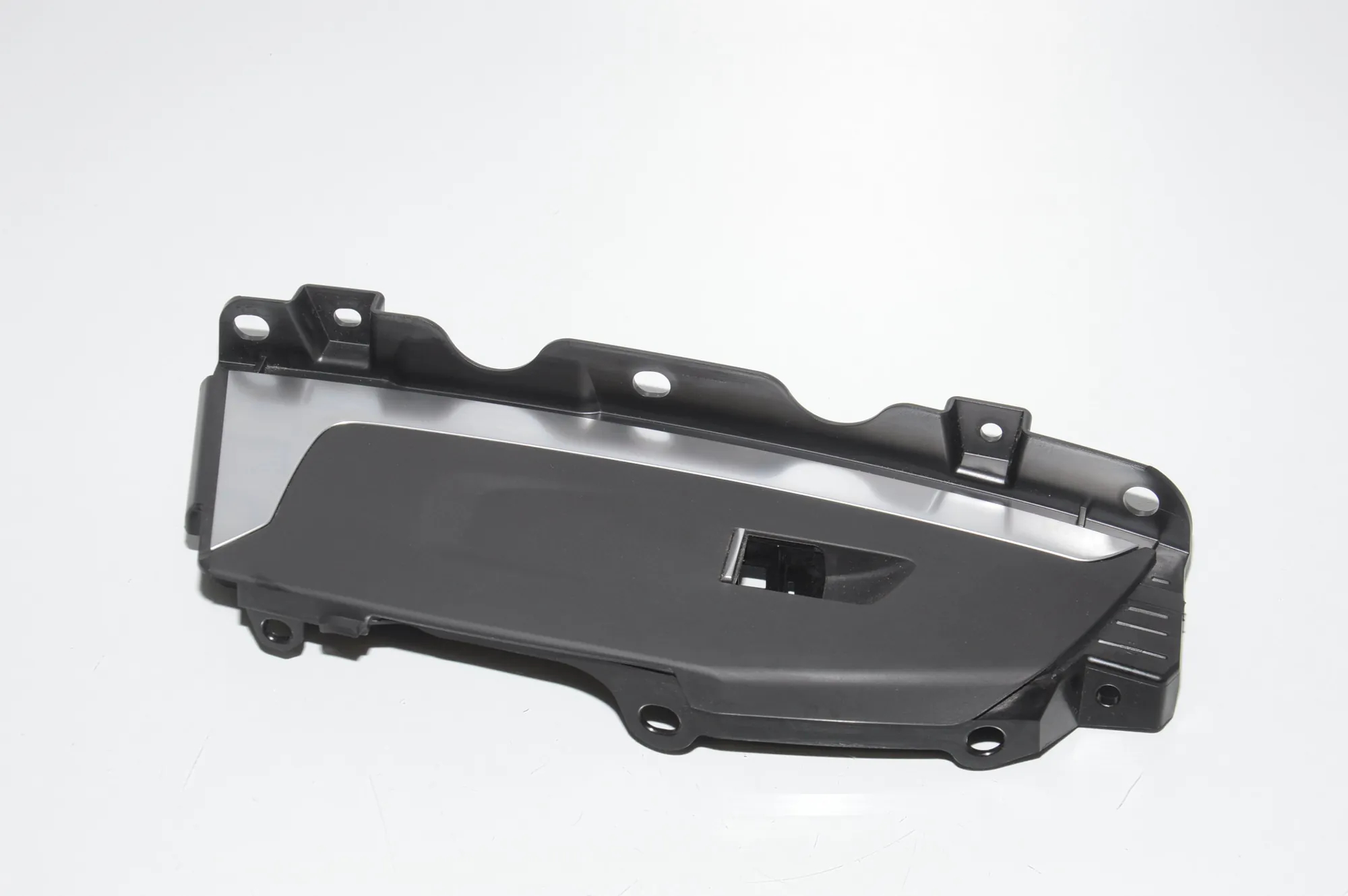 Front Left Door Panel Trim – OEM 7419350 · BMW X3 (G01, F97) BMW X3 (G01, F97) xDrive 30d 2018